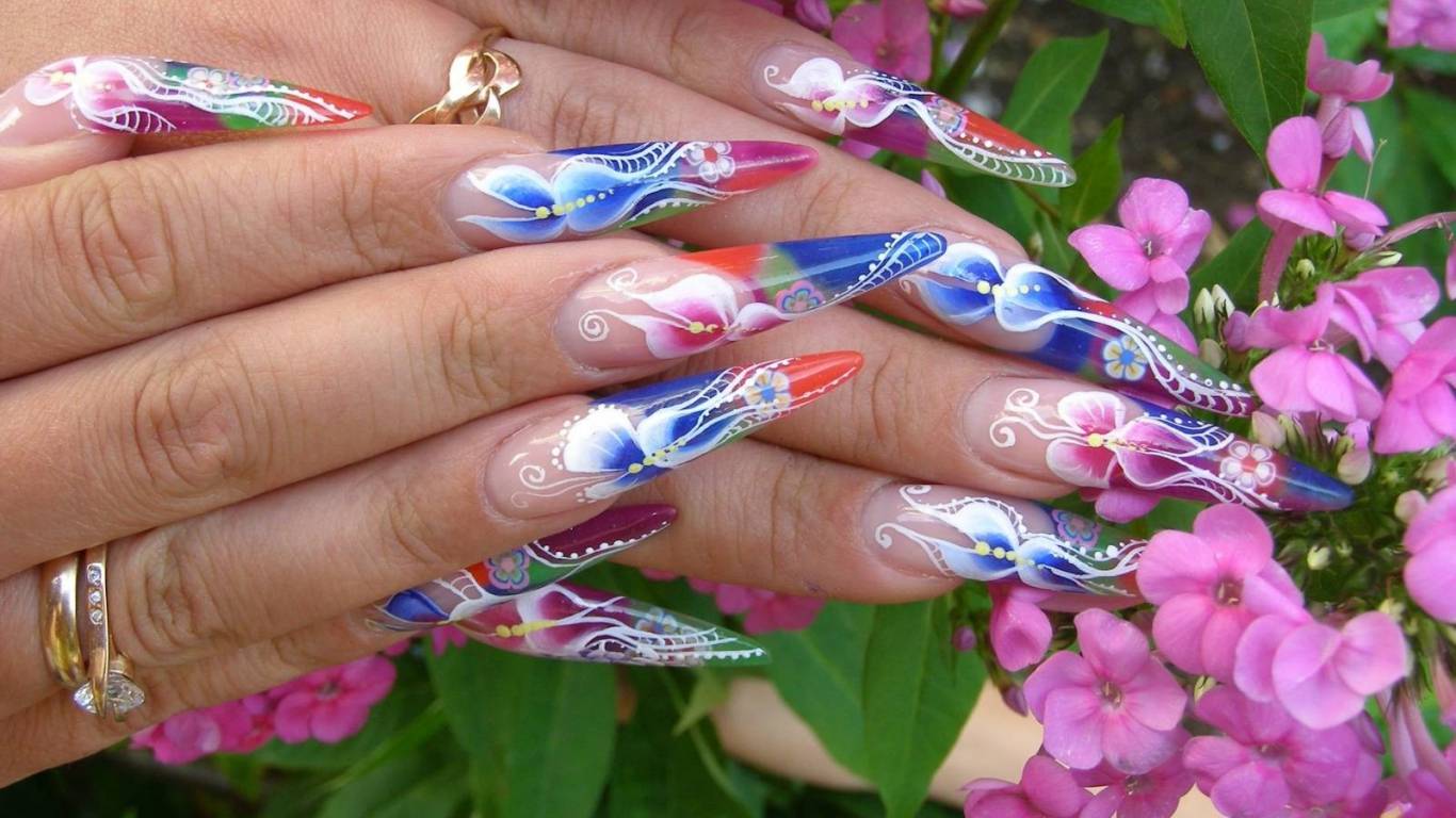 Beautiful Nails ***