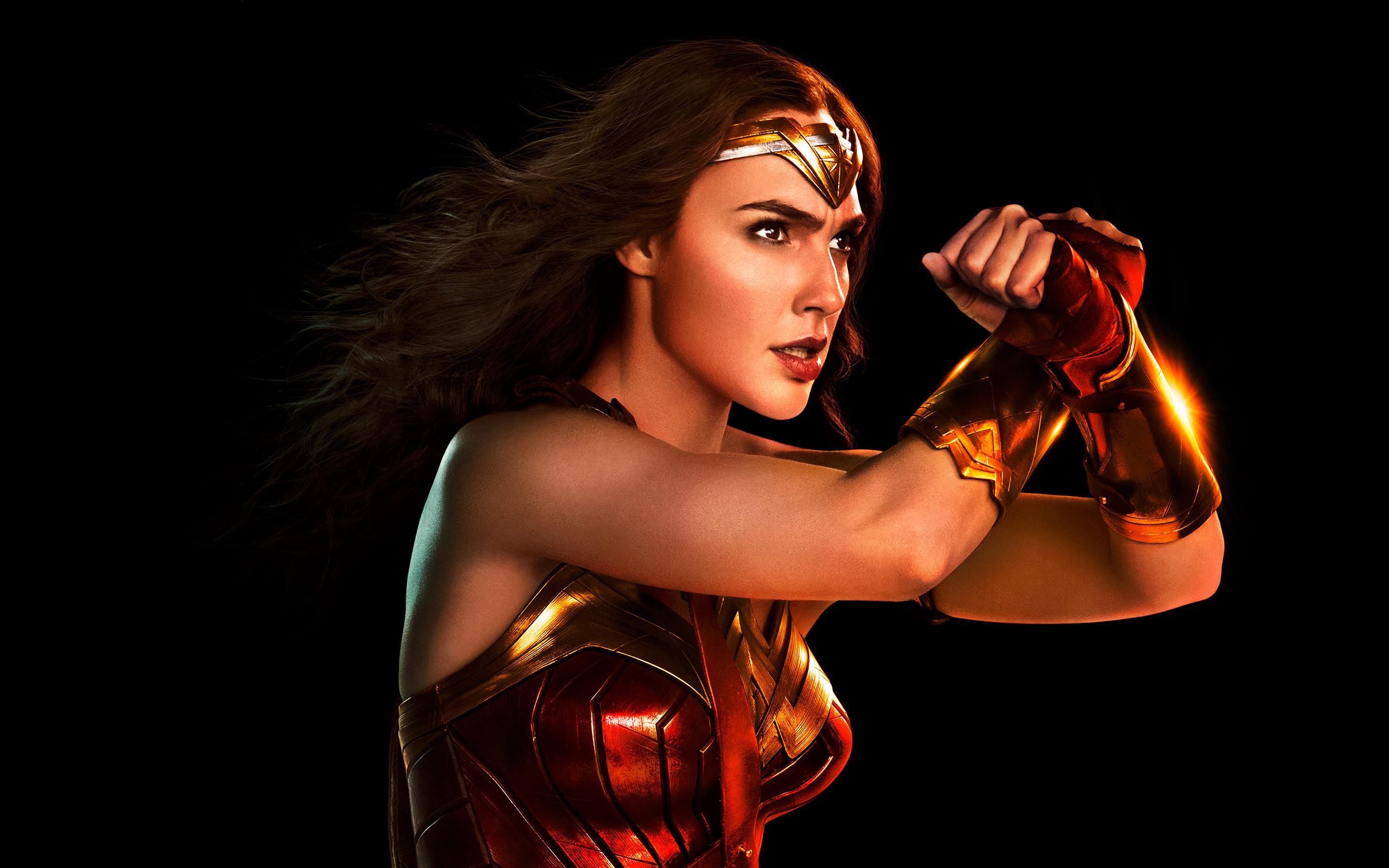 Wonder Woman in Justice League 4K Wallpaper