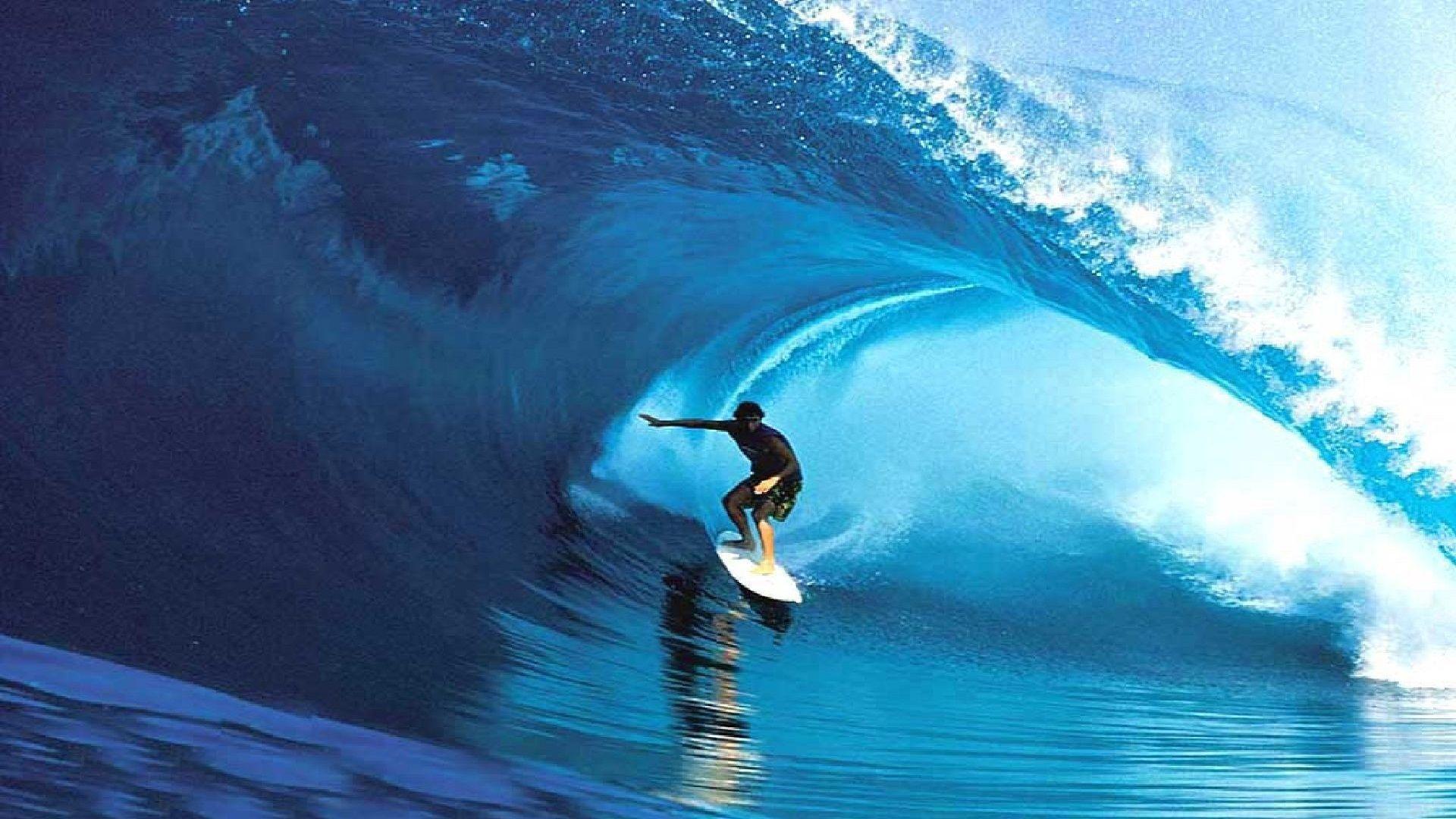 Big Wave Longboard Surfing. Places to Visit. Big waves