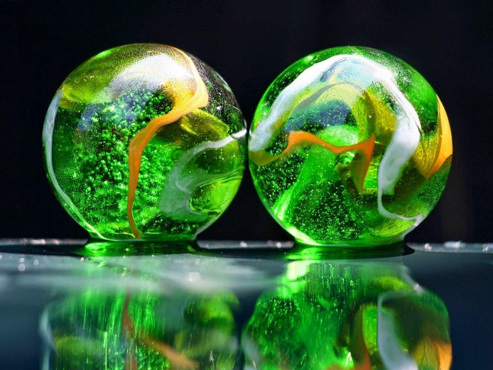 August Information And Wallpaper