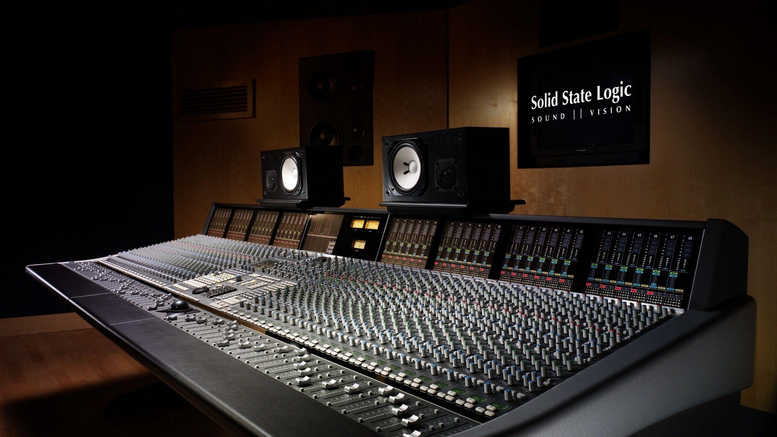 Download wallpaper 2560x1440 sound recording, studio, equipment