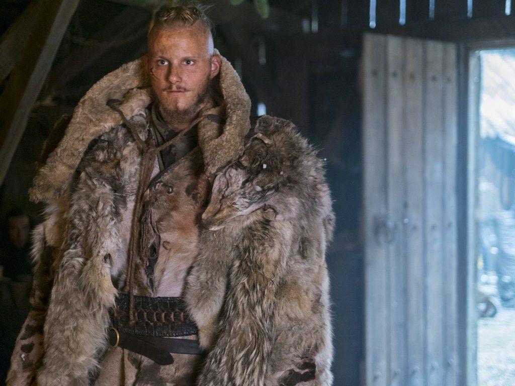 HD wallpaper: Alexander Ludwig, animals, Axes, bears, Björn Ironside, snow