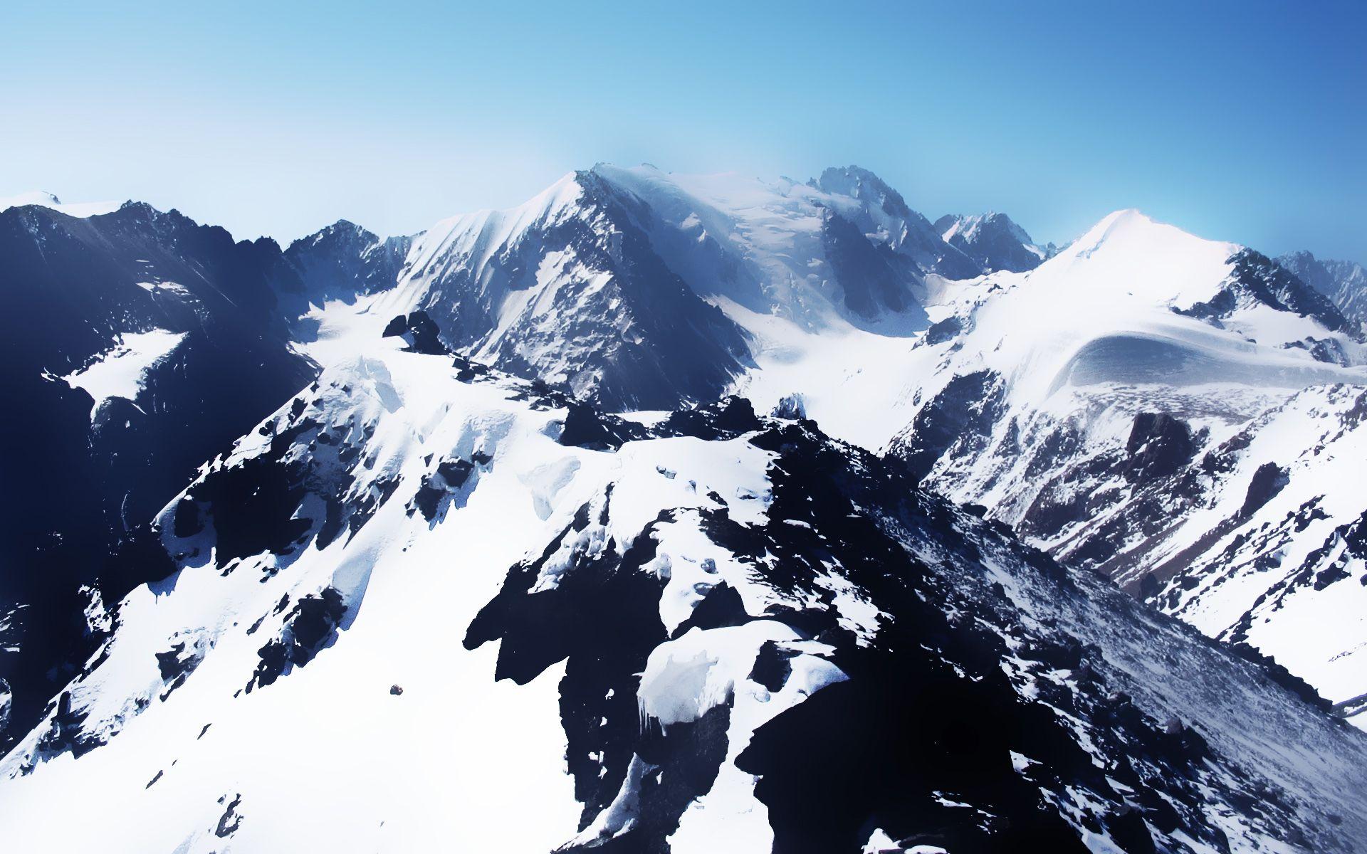 Snow White Mountains Wallpaper