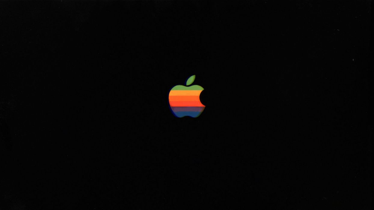 Retro apple mac 80&;s classic vintage green yellow orange blue
