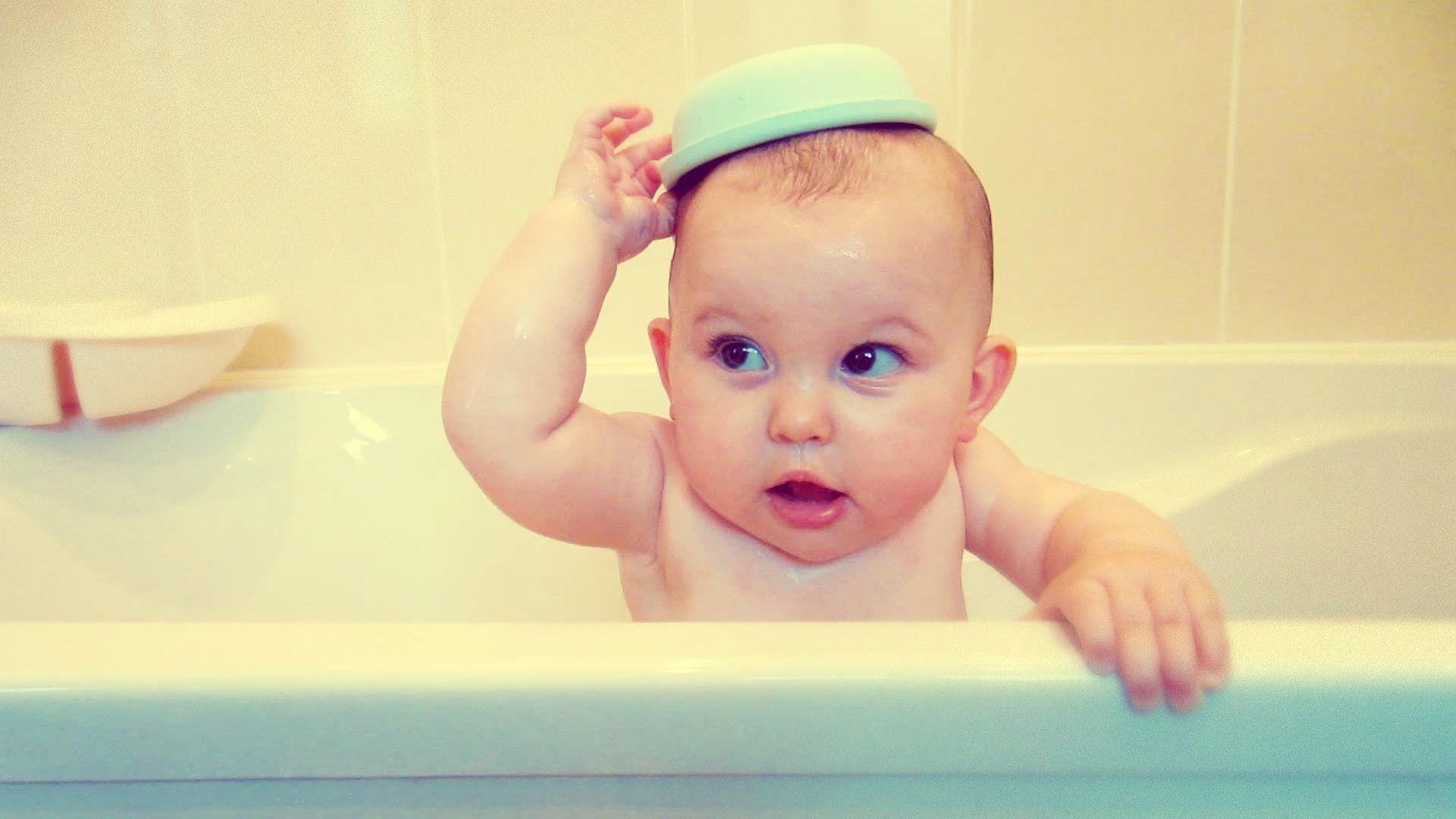 Funny Baby Bath Image HD Wallpaper. Beautiful image HD Picture
