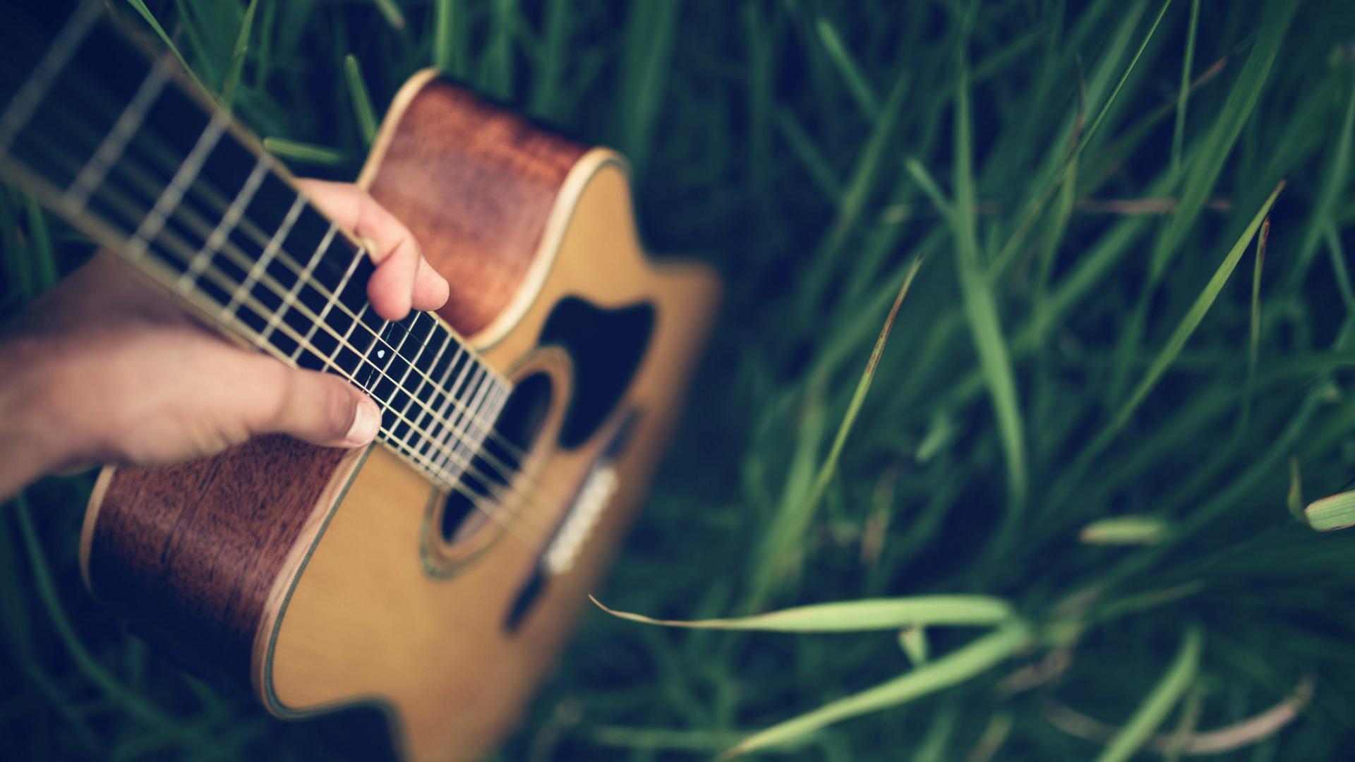 acoustic guitar wallpaper