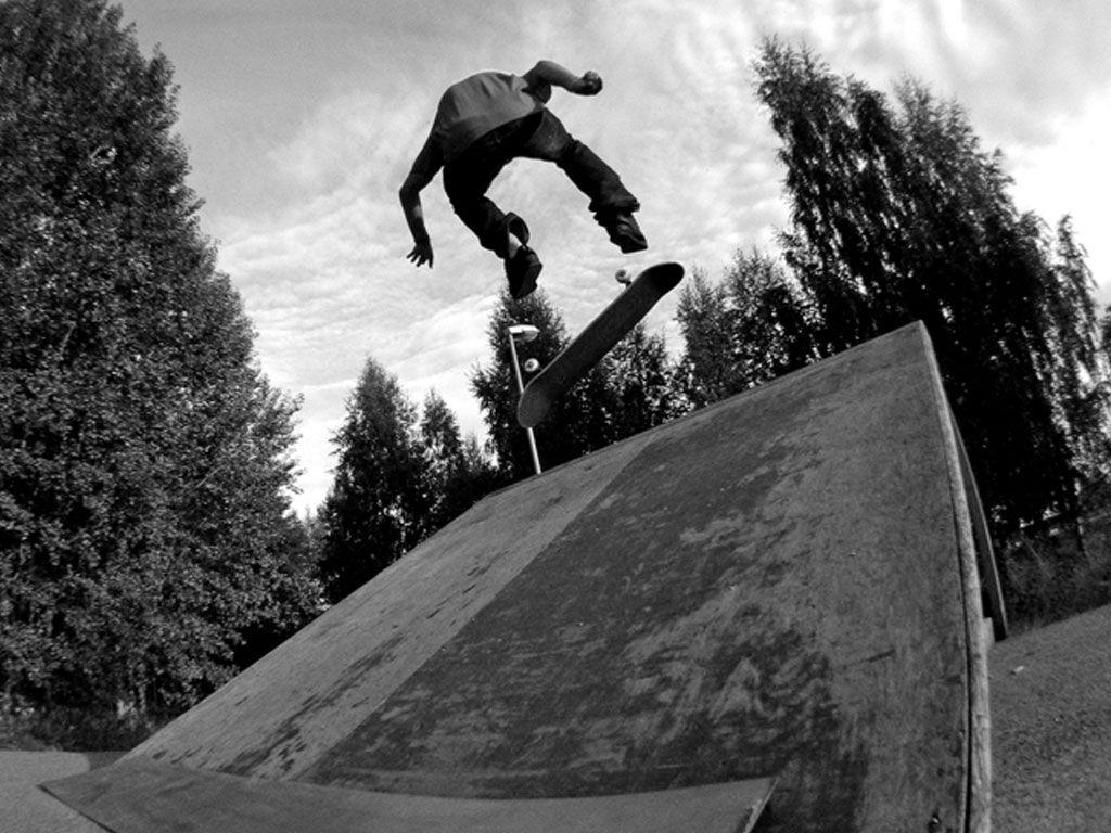 Skating Wallpaper