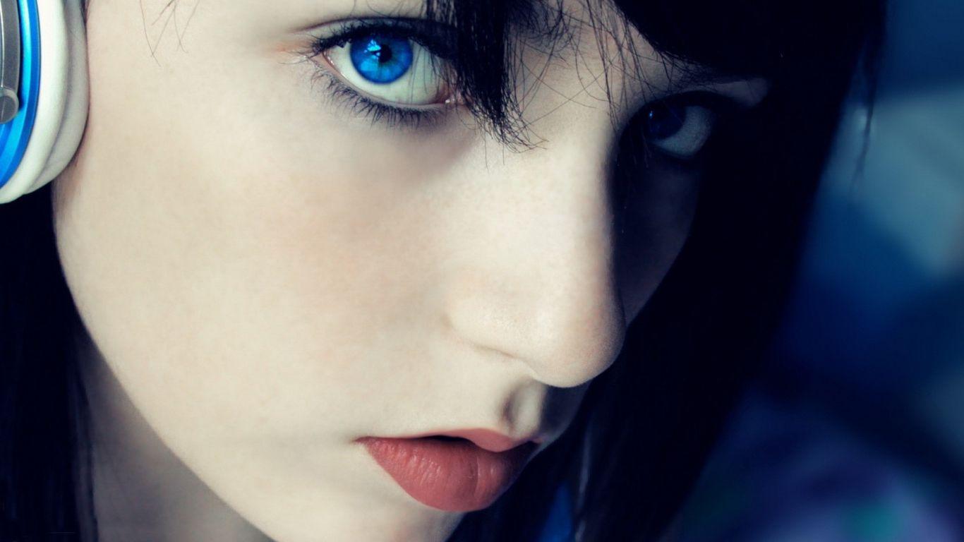 Girl Blue Eyes Portrait Music HD Wallpaper