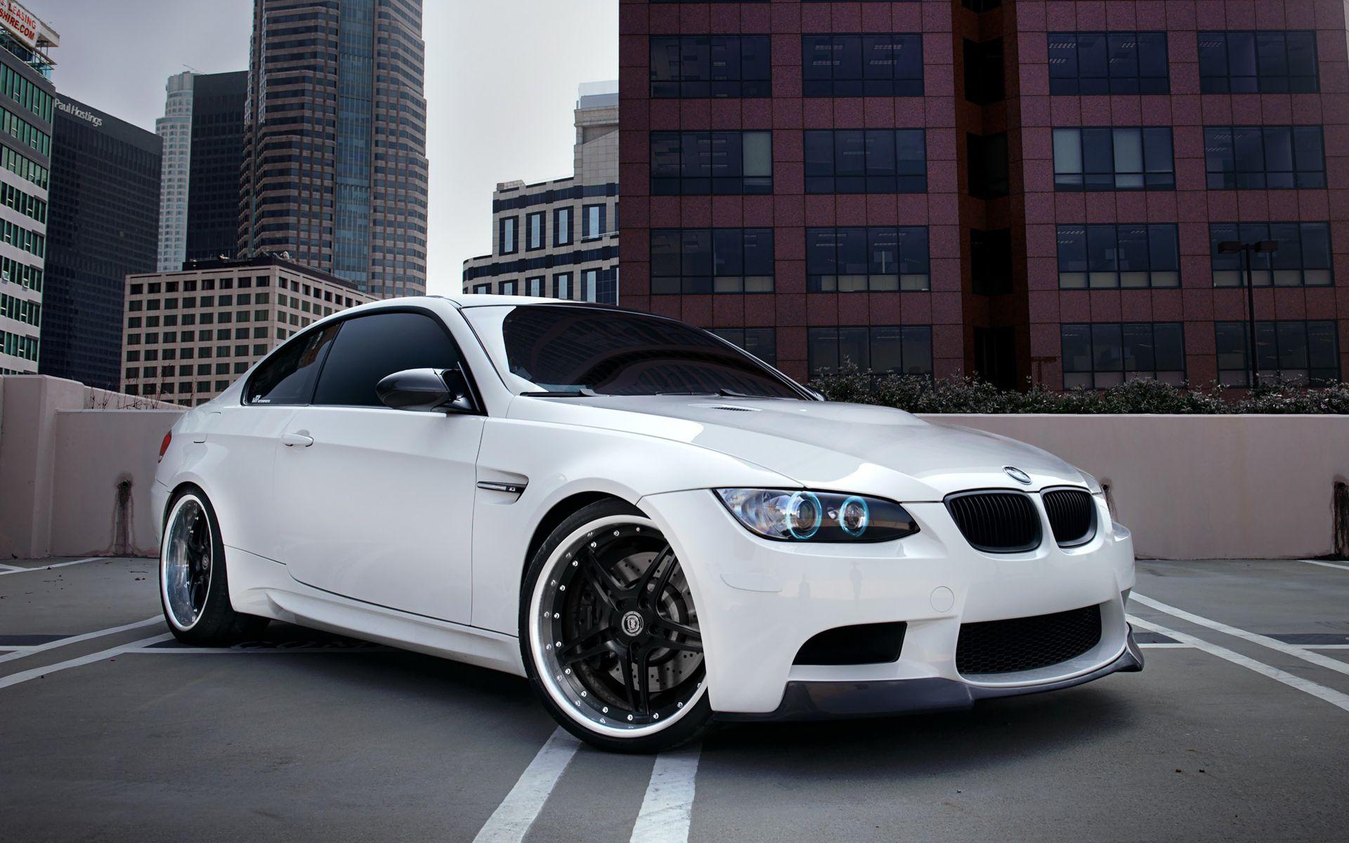 Free BMW M3 Desktop Wallpaper