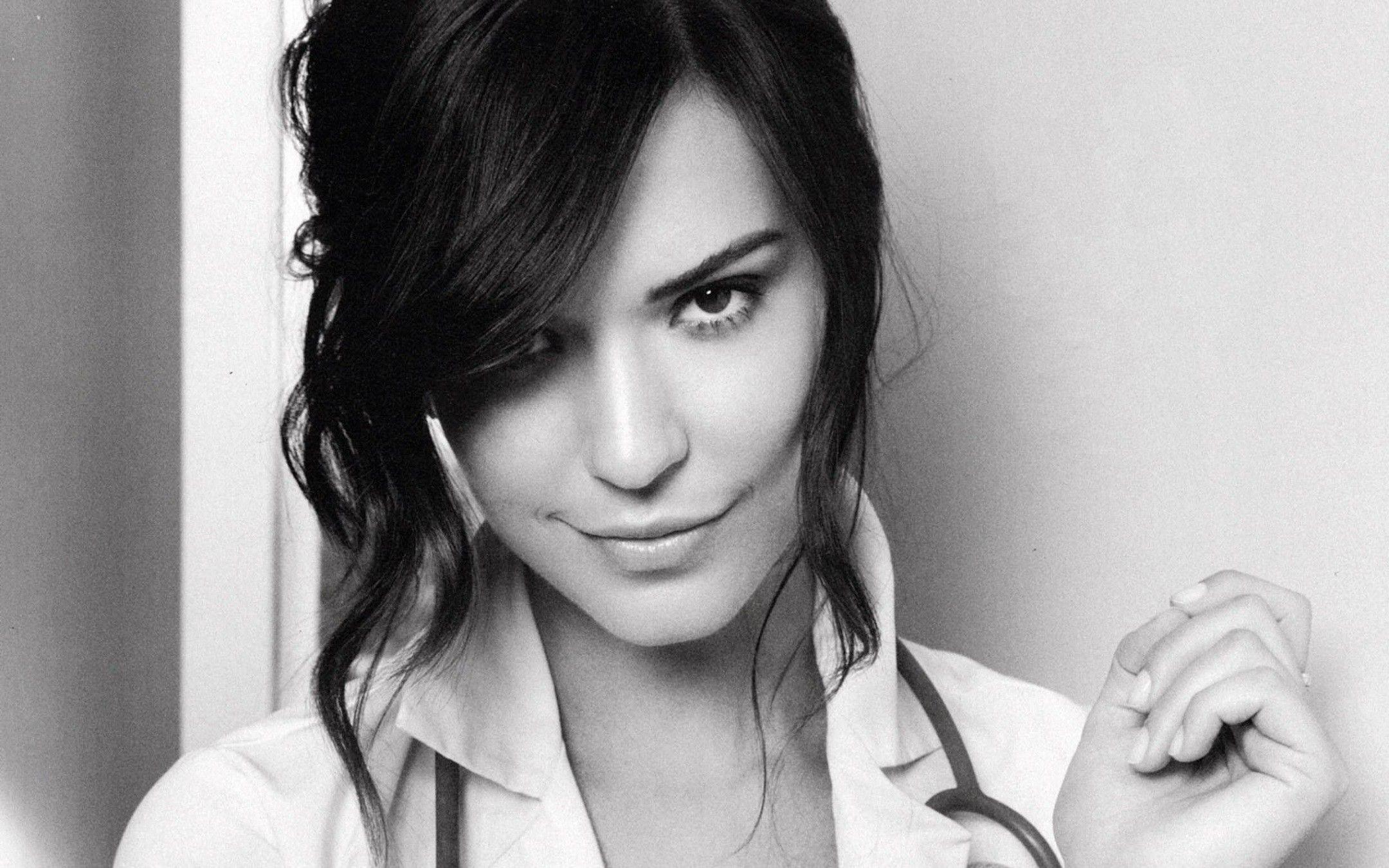 Christina Perri HD Wallpapers - Wallpaper Cave