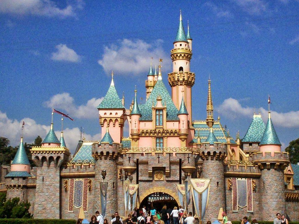 Hong Kong Disneyland Cast HD Wallpaper, Background Image