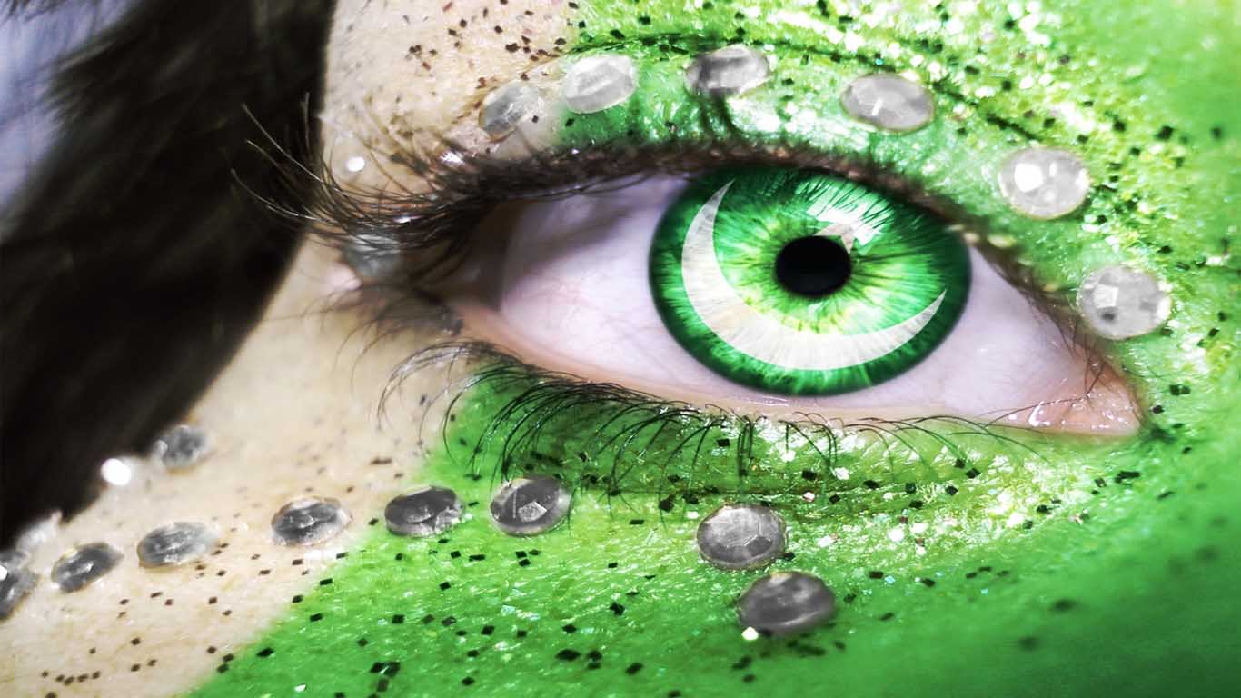 Download Pakistan Flag Girls Full HD Pics Desktop I Girl Eye Face