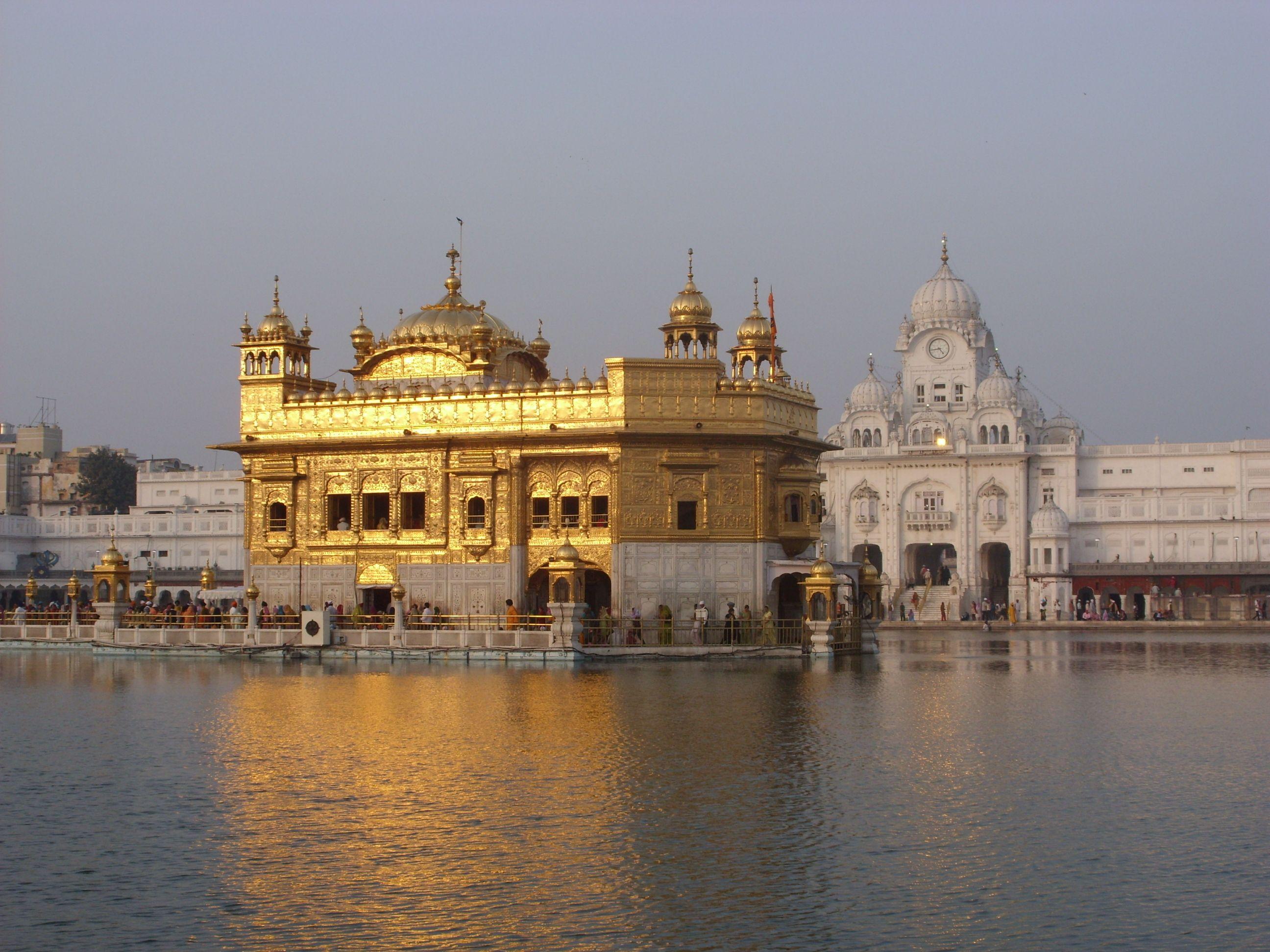 Hamandir Sahib The Golden Temple, Amritsar, Punjab Full HD Wallpaper