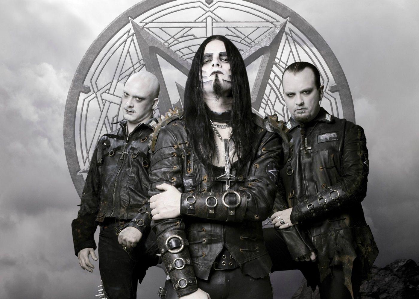 Found this picture of Shagrath and had to share. Dimmu Borgir :  r/AltLadyboners