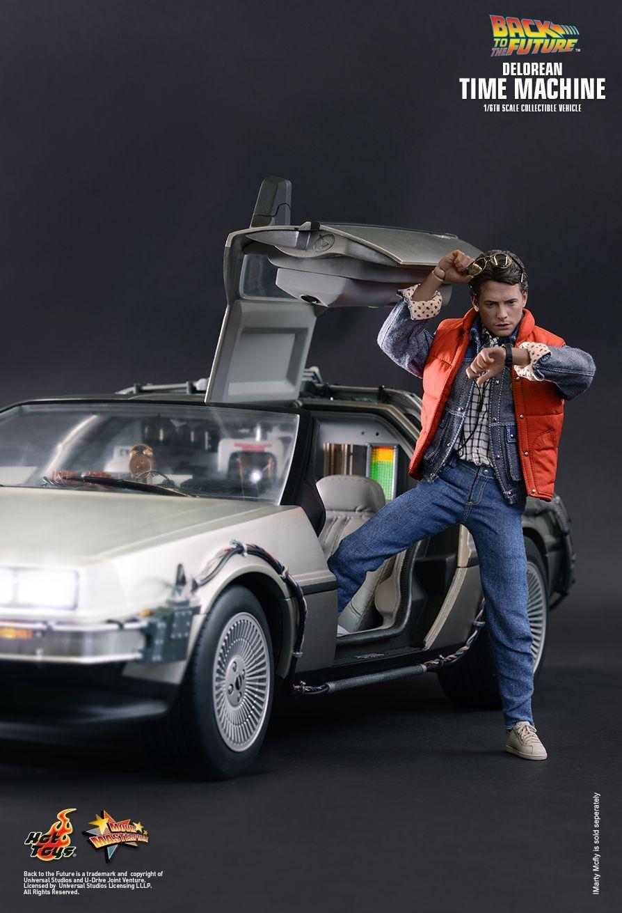 Hot Toys MMS260: Back to the Future Time Machine