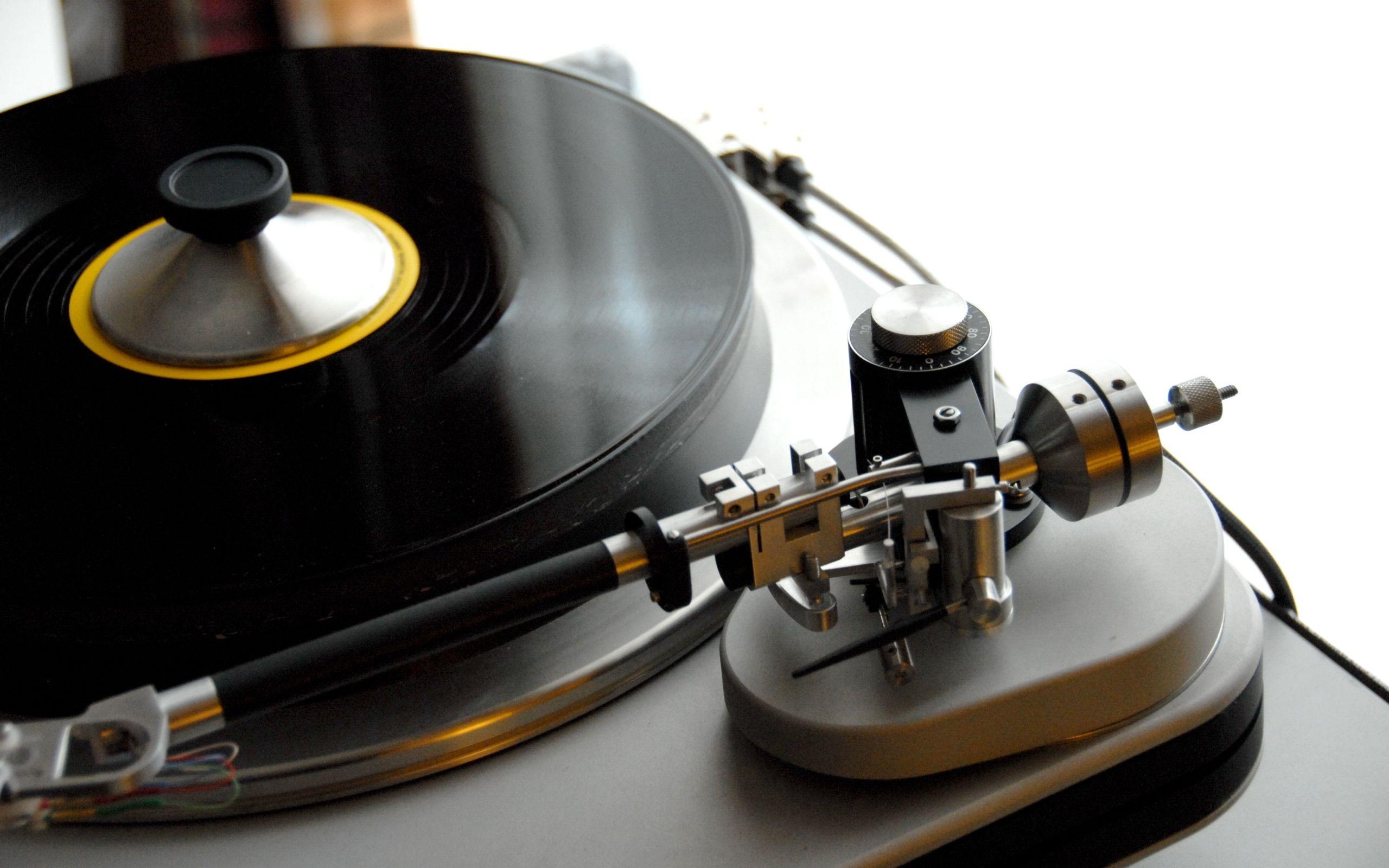 Turntable Wallpaper, HD Turntable Wallpaper and Photo. View