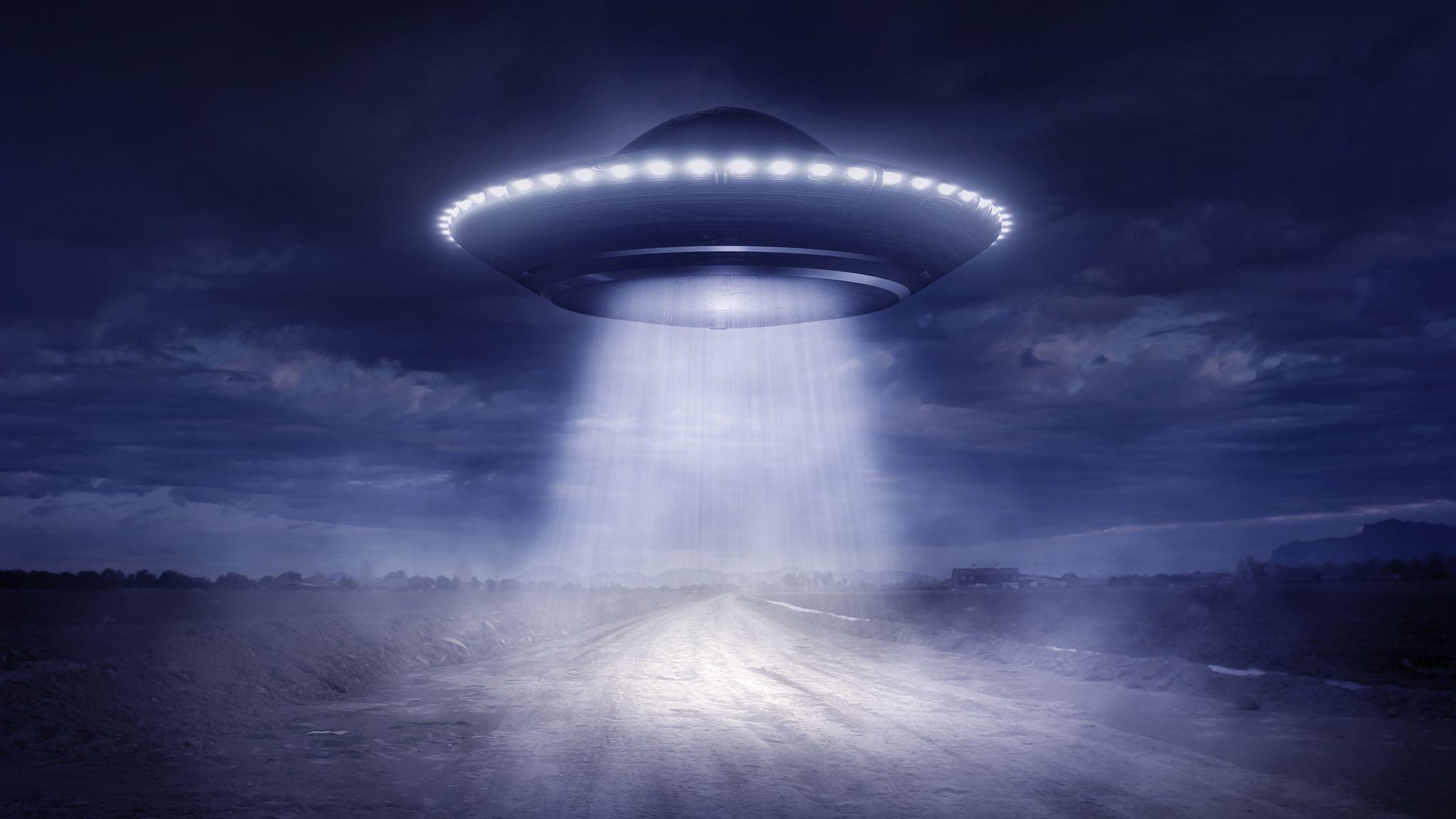 Ufo Illustration 2048x1152 Resolution HD 4k Wallpaper