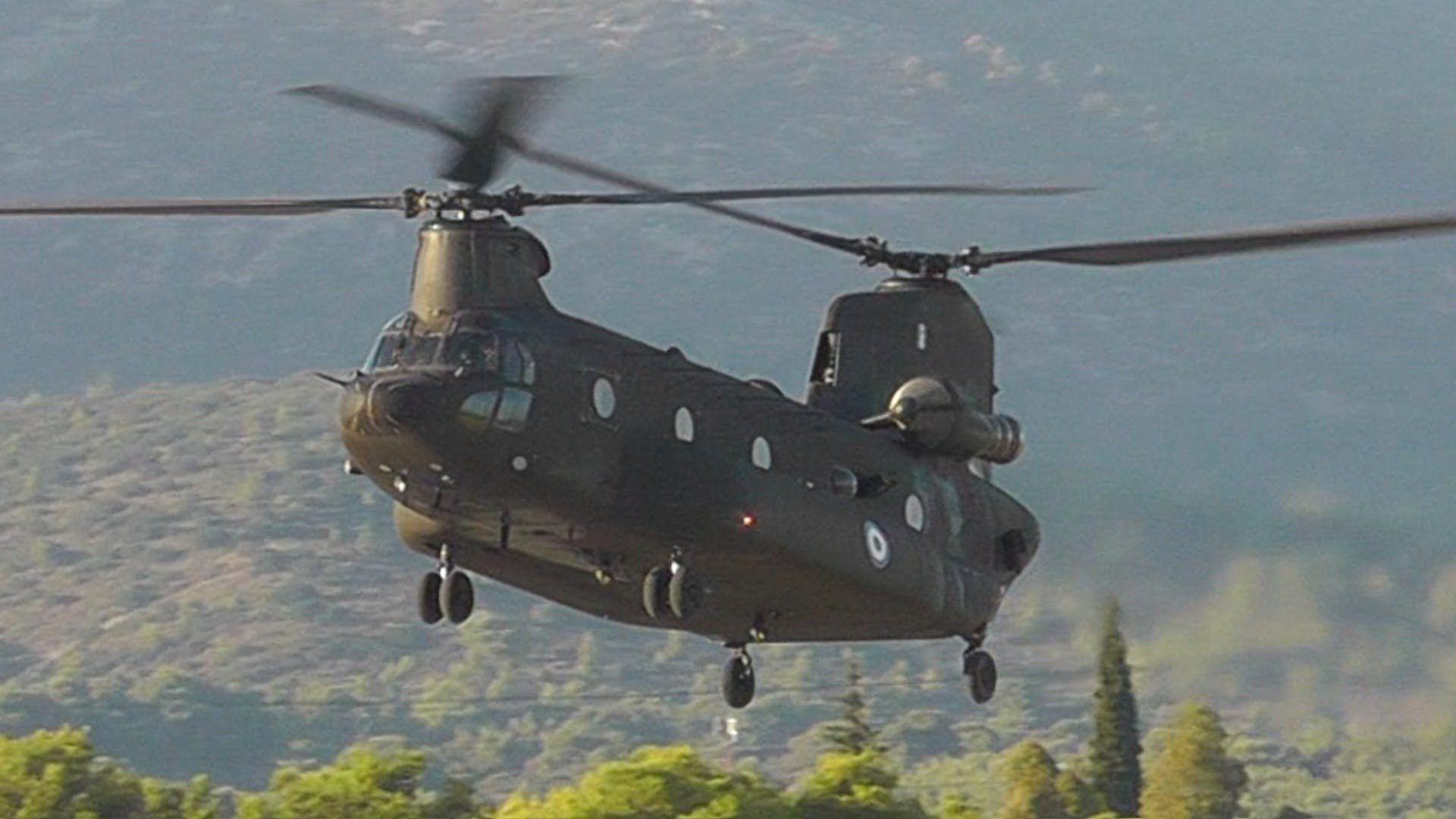 CH 47 Chinook Helicopter Low Pass, Touch And Go, Backwards Takeoff