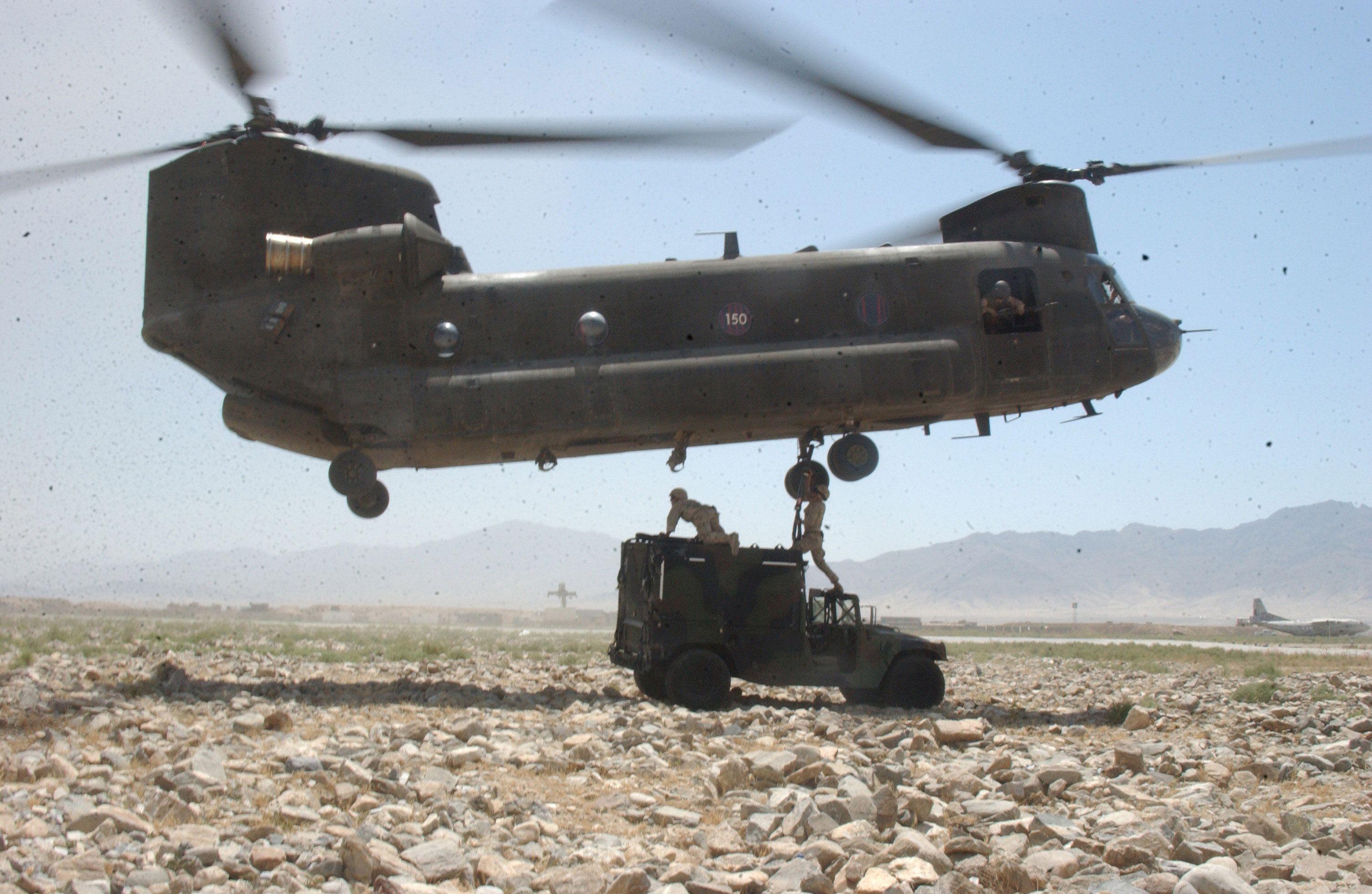 Army Chinook Helicopter to Fly for 100 Years