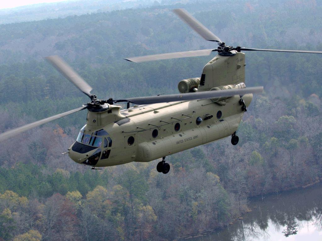 Boeing CH 47F Chinook Helicopter 05 08010