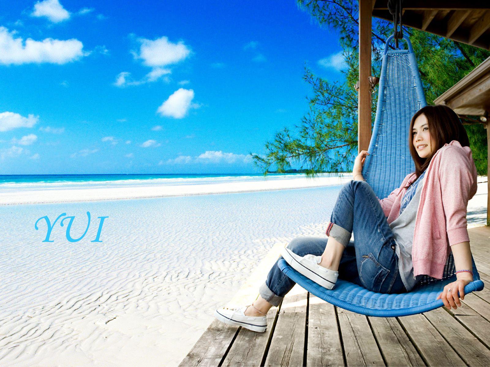 wallpaper: yui wallpaper