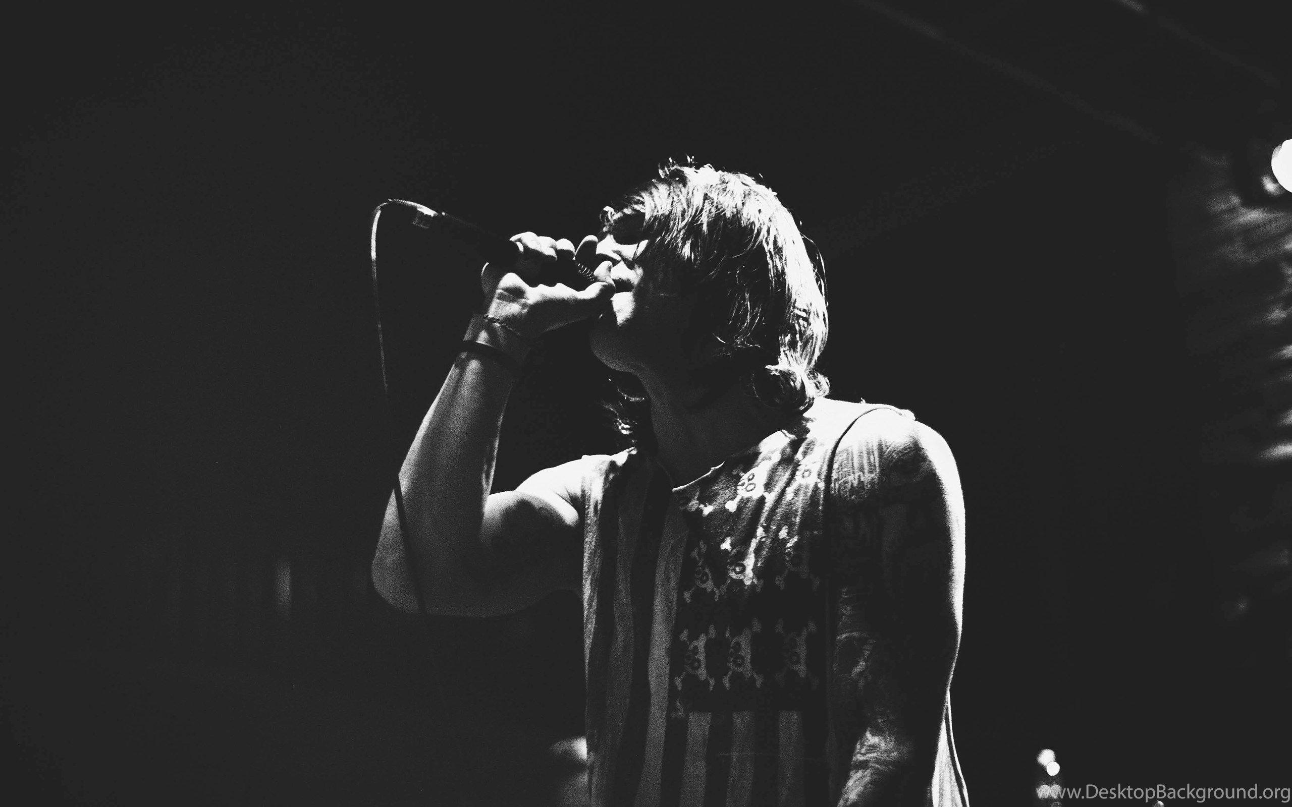 BLESSTHEFALL Metalcore Screamo Hardcore Concert Singer Wallpaper