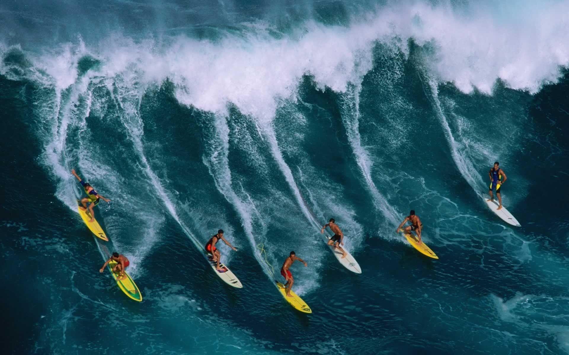 Surfing Wallpaper