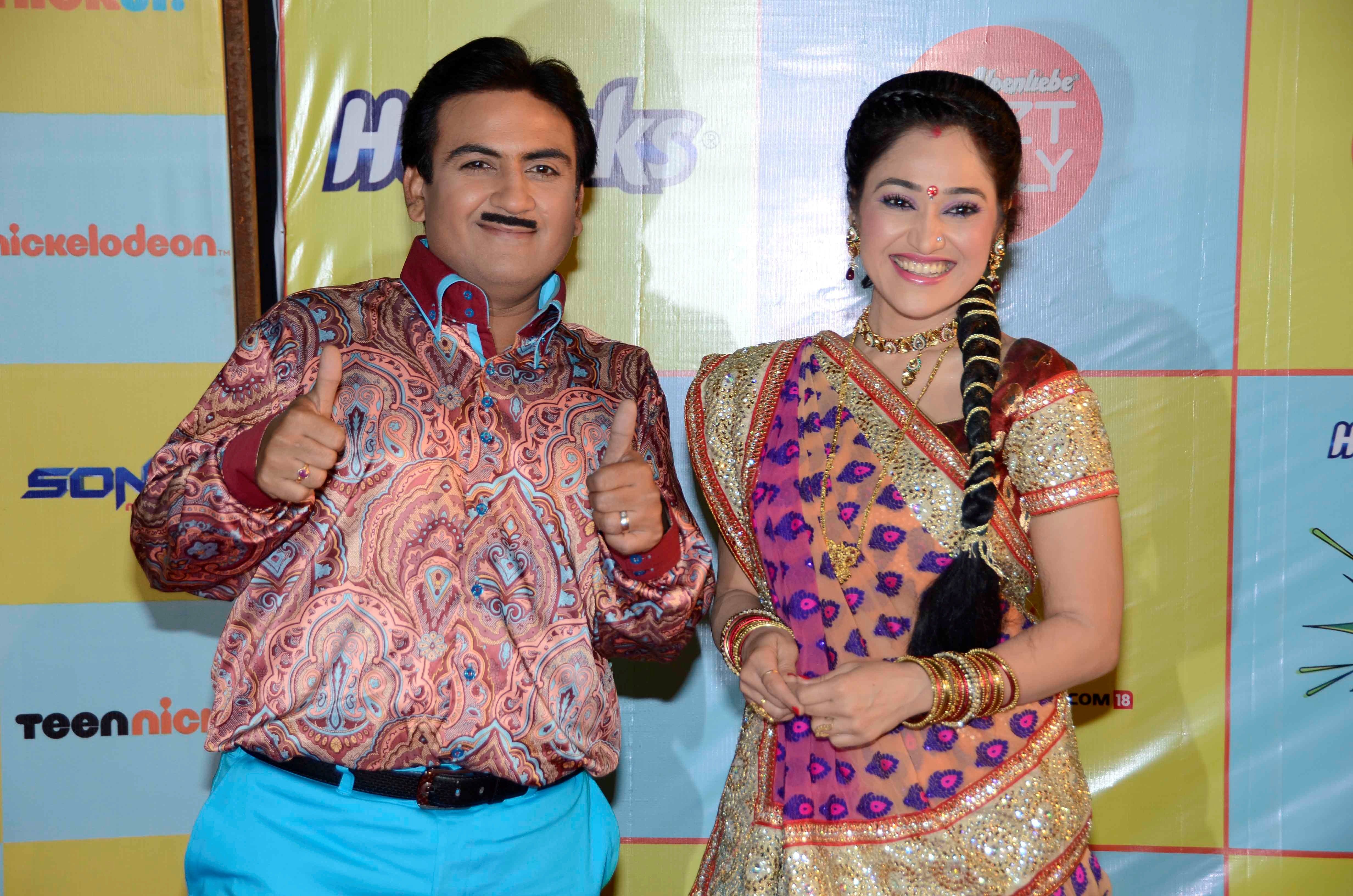 Dilip Joshi and Disha Vakani in Kids Choice Award Famous TV.