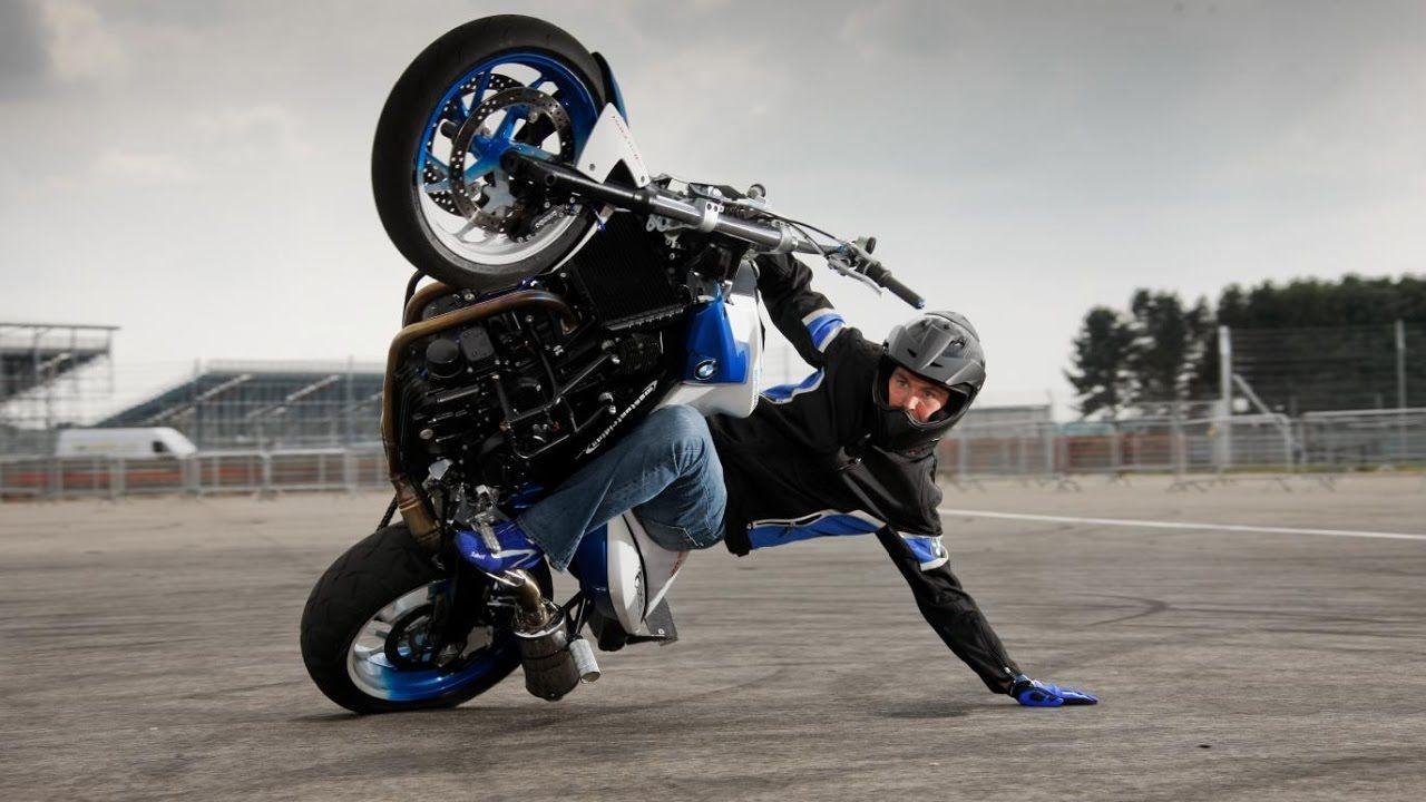 Amazing Bike Stunt. Dangerous Bike Stunts Ever!!