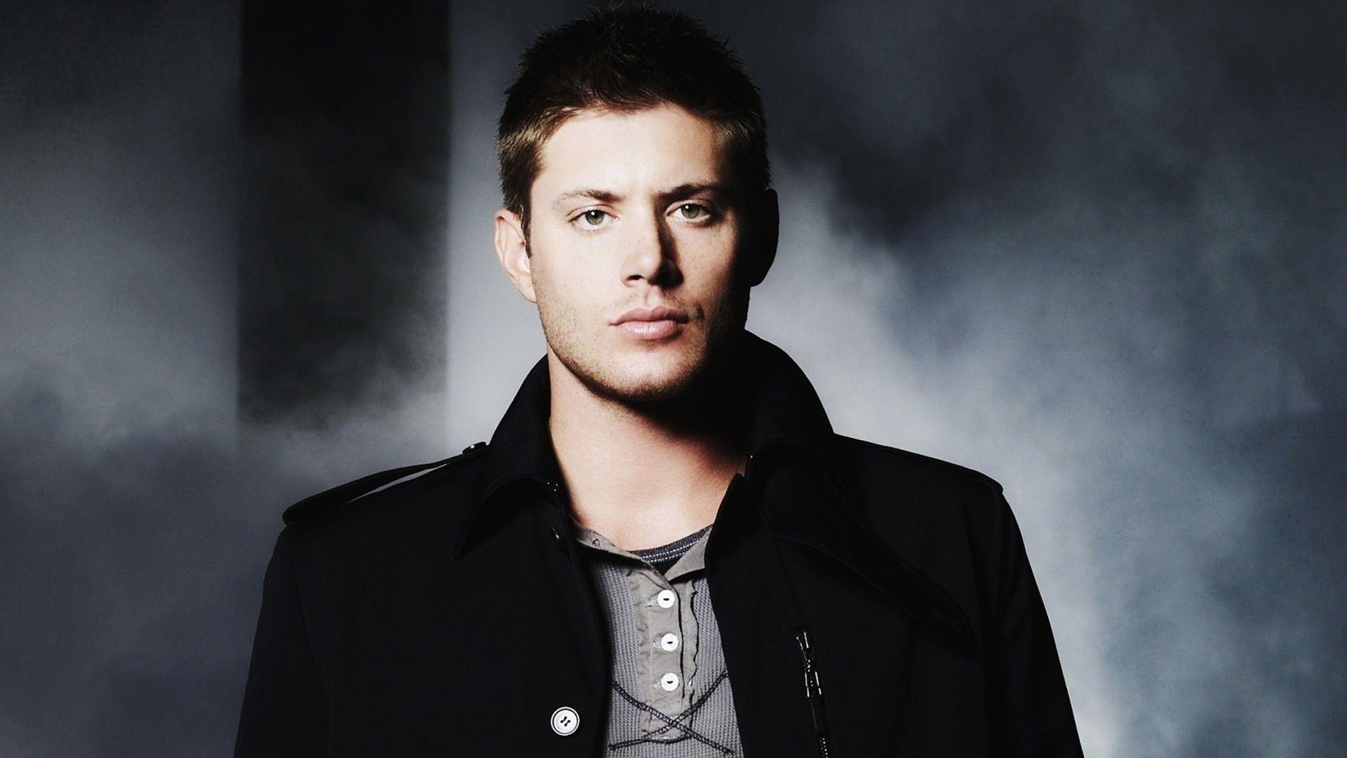 Supernatural wallpaper Jensen Ackles as Dean Winchester