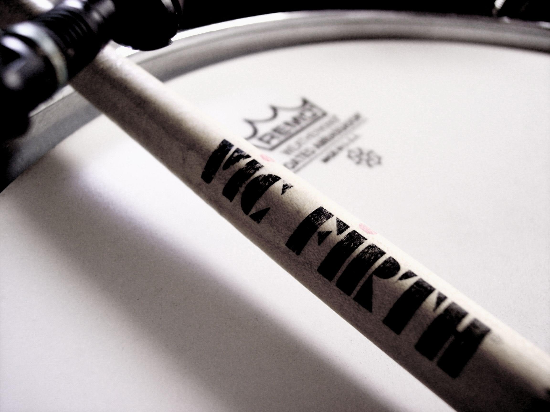 Post a pic of your drum set desktop [Archive]