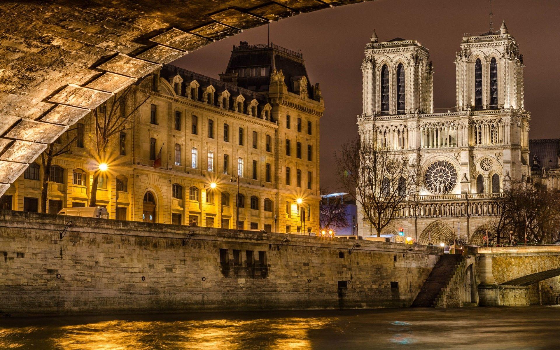 Notre Dame De Paris HD Wallpaper