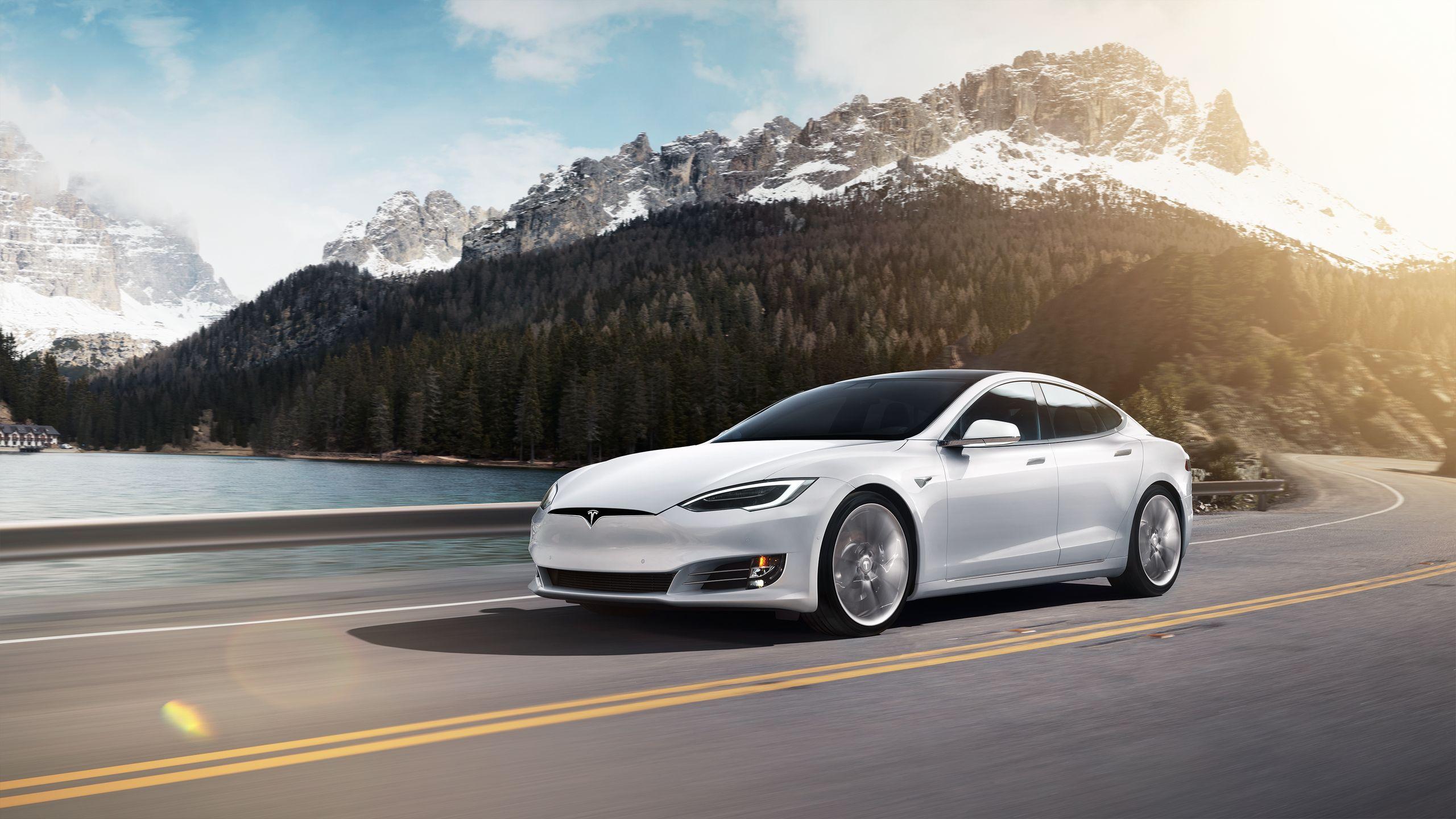 Wallpaper Wednesday: Tesla Model S, Model X and Model 3