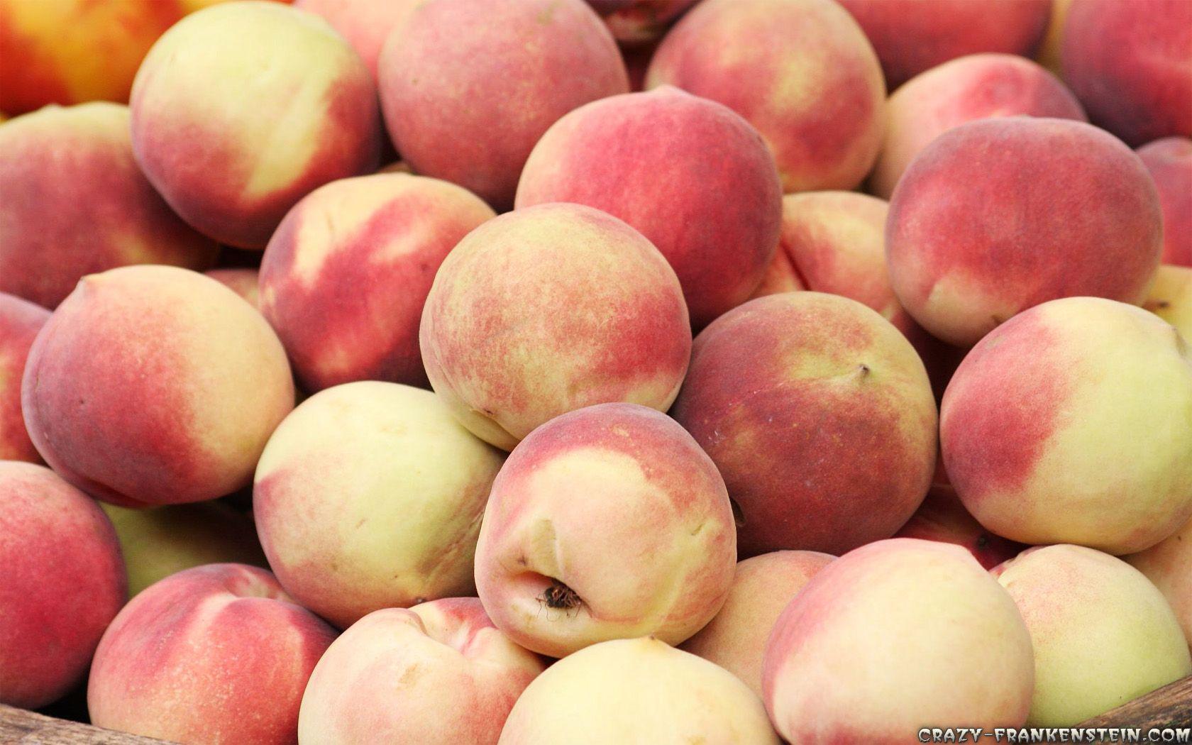 Peach Fruit wallpaper