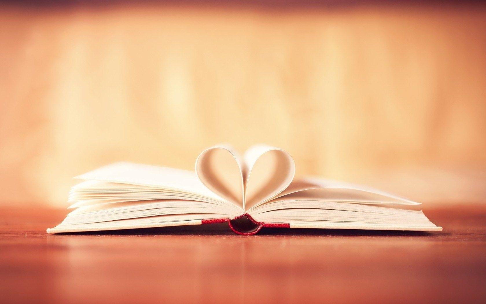 Download I Love Books Wallpaper Gallery