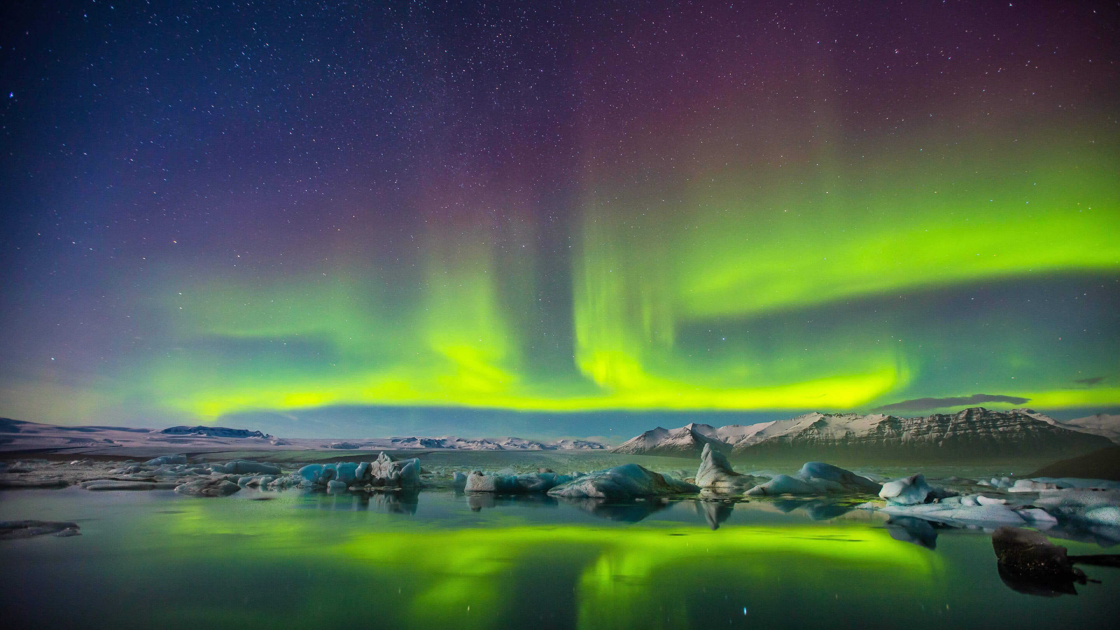 Aurora Borealis Northern Lights UHD 4K Wallpaper