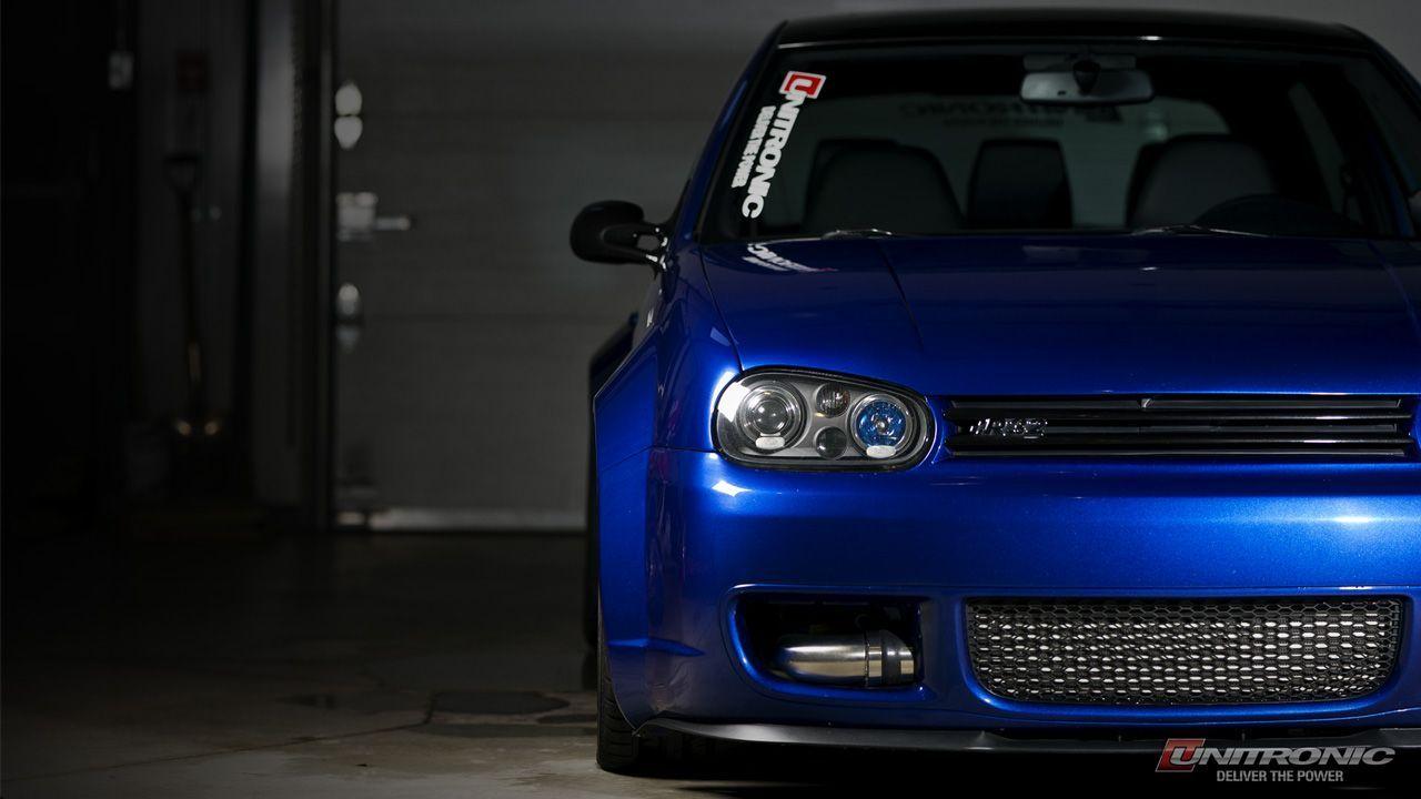 R32 Wallpaper