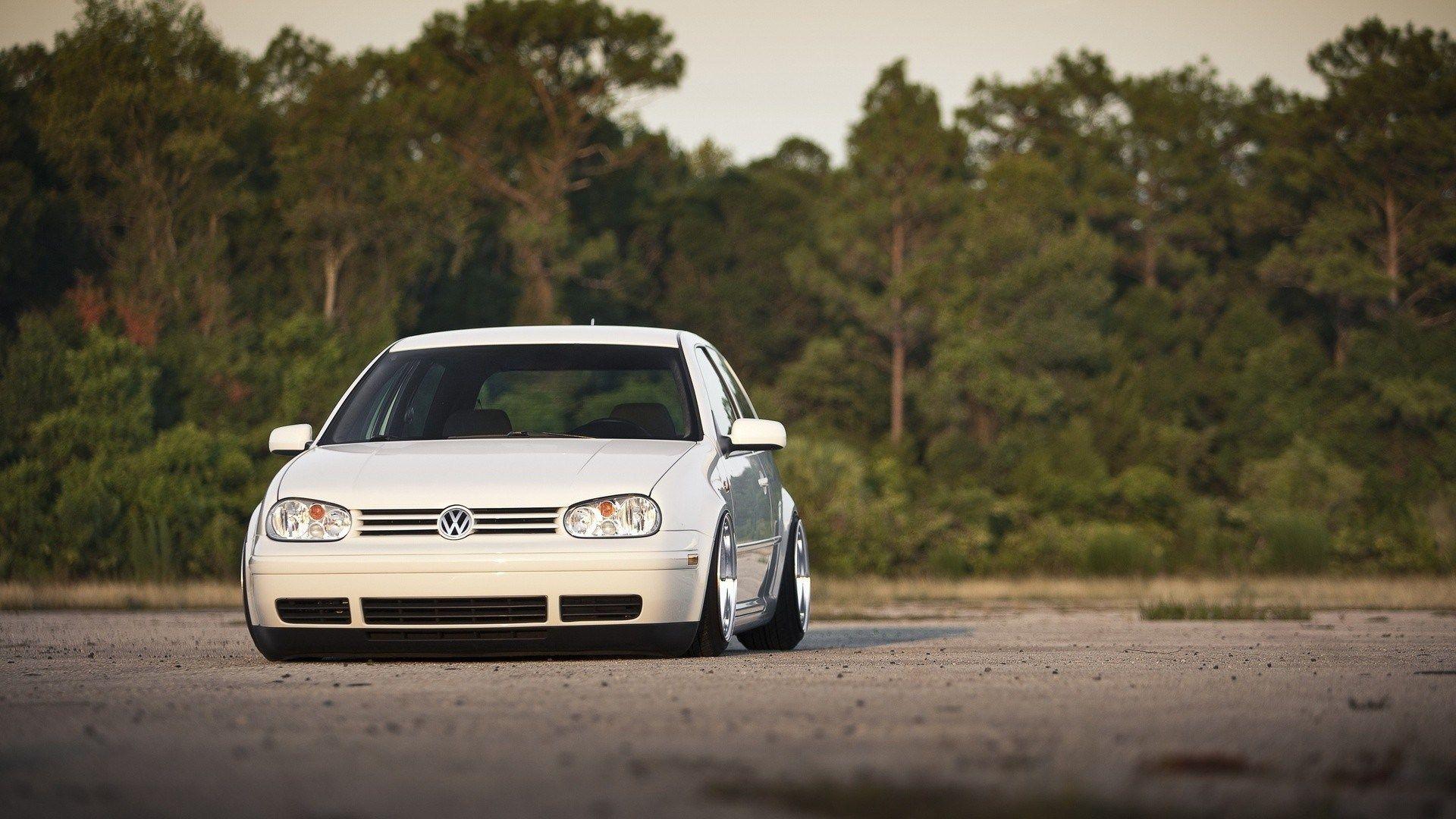 Volkswagen Golf IV Low Car Rims HD Wallpaper. VW
