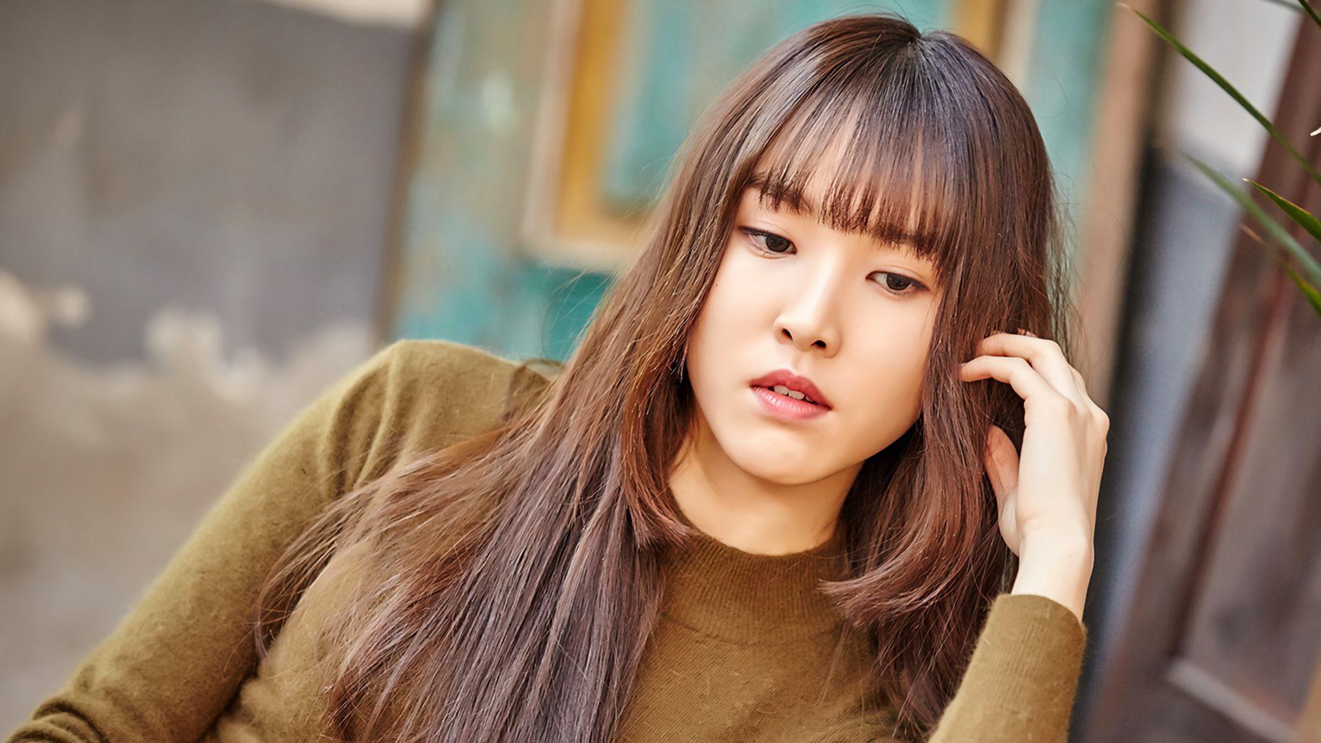 YUJU Desktop Wallpaper (유주)