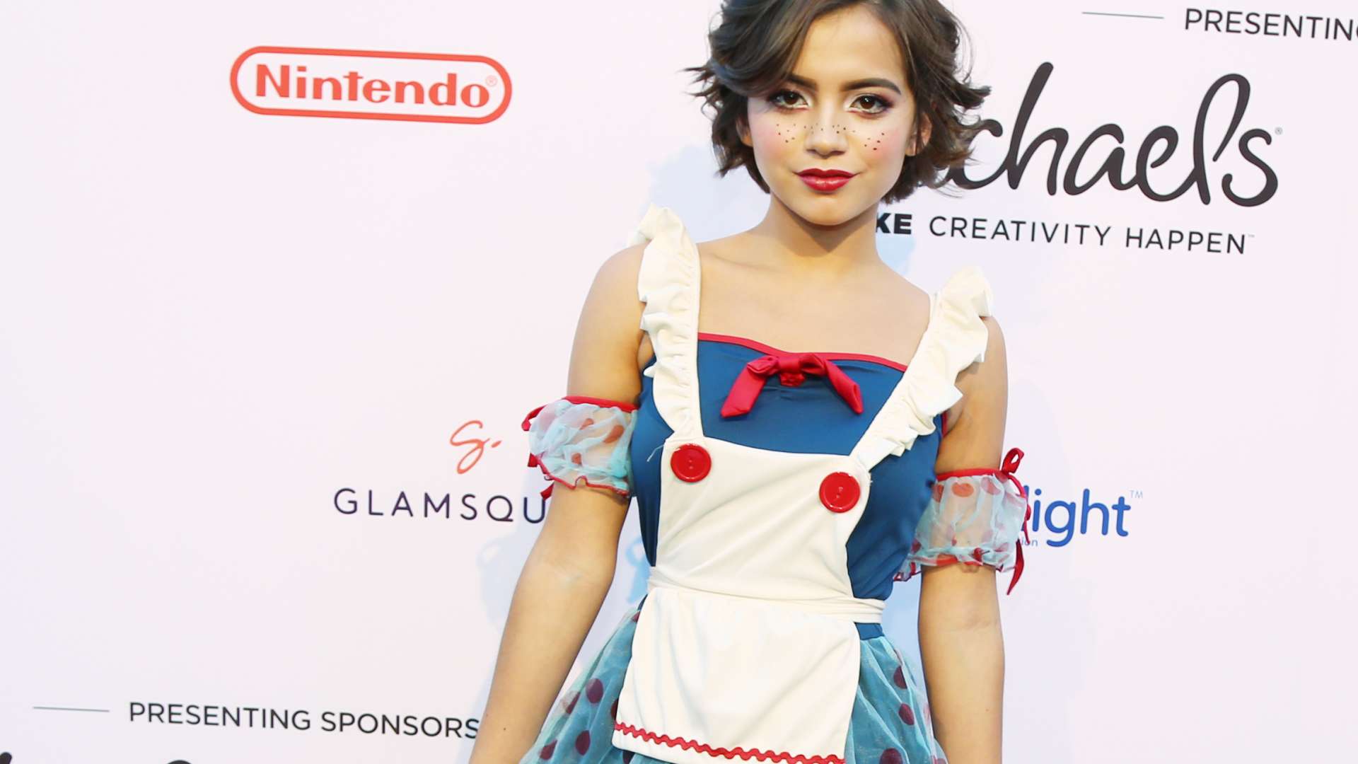 Isabela Moner Wallpapers - Wallpaper Cave