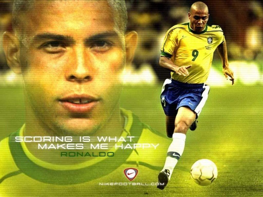 Ronaldo (the phenomeno). At the strikers of all time