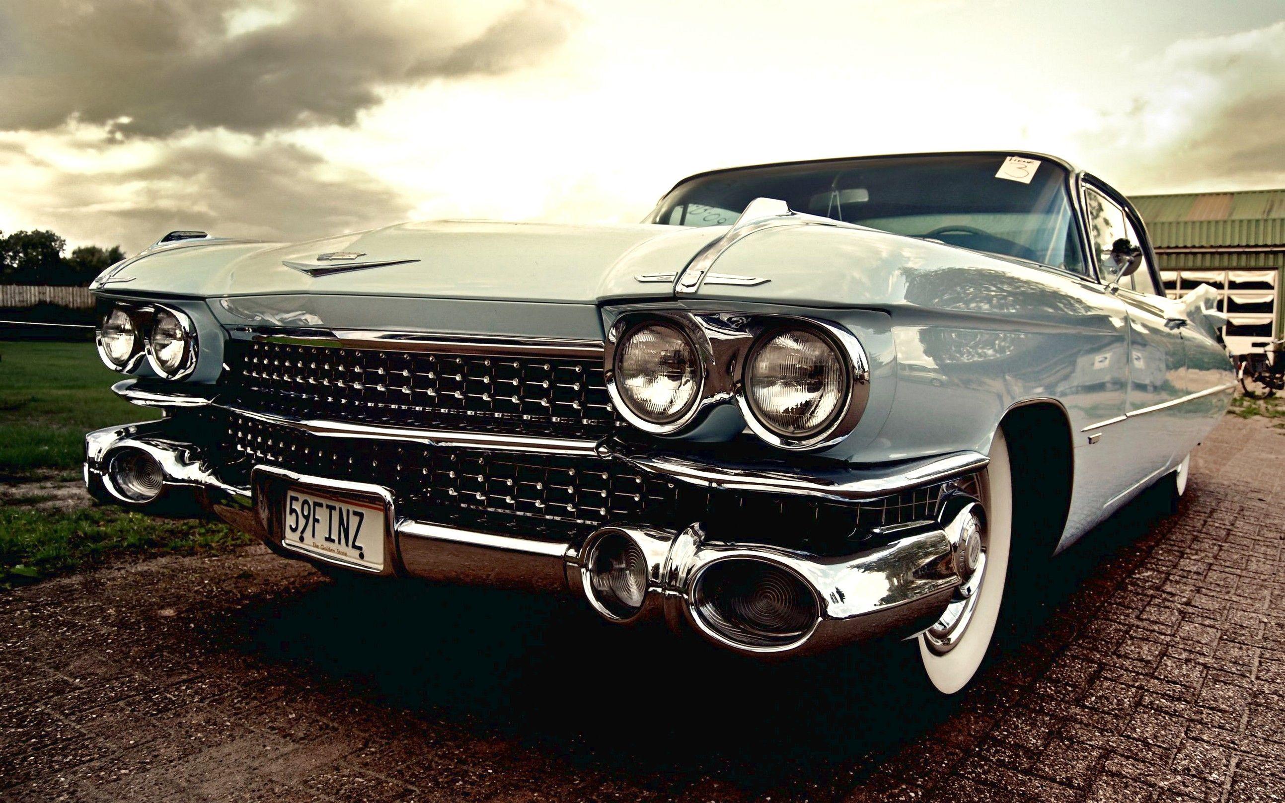 Beautiful Old Car Background #Wallpaper