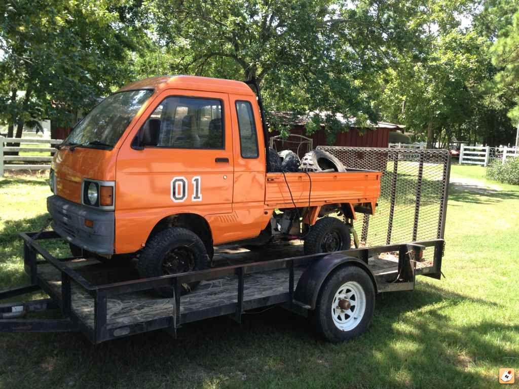 Daihatsu Mini Truck wallpaperx768