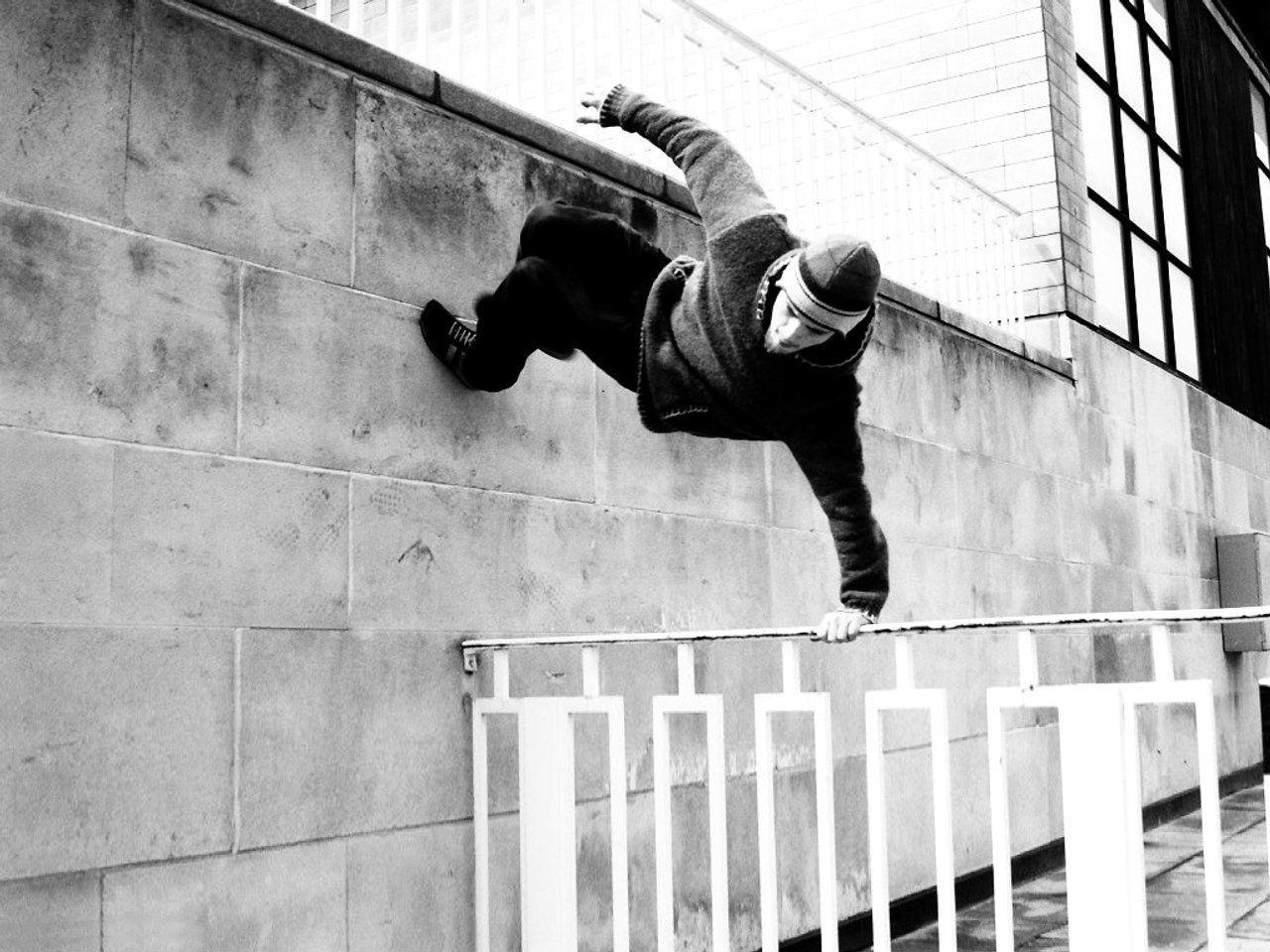 Parkour ) #parkour #freerunning #sports. Parkour