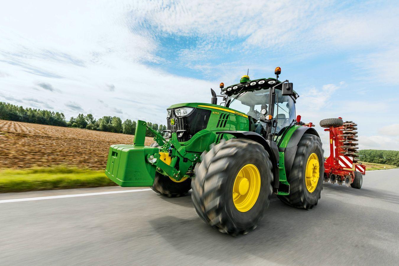 New John Deere 6R Series tractor feature Stage IV engines