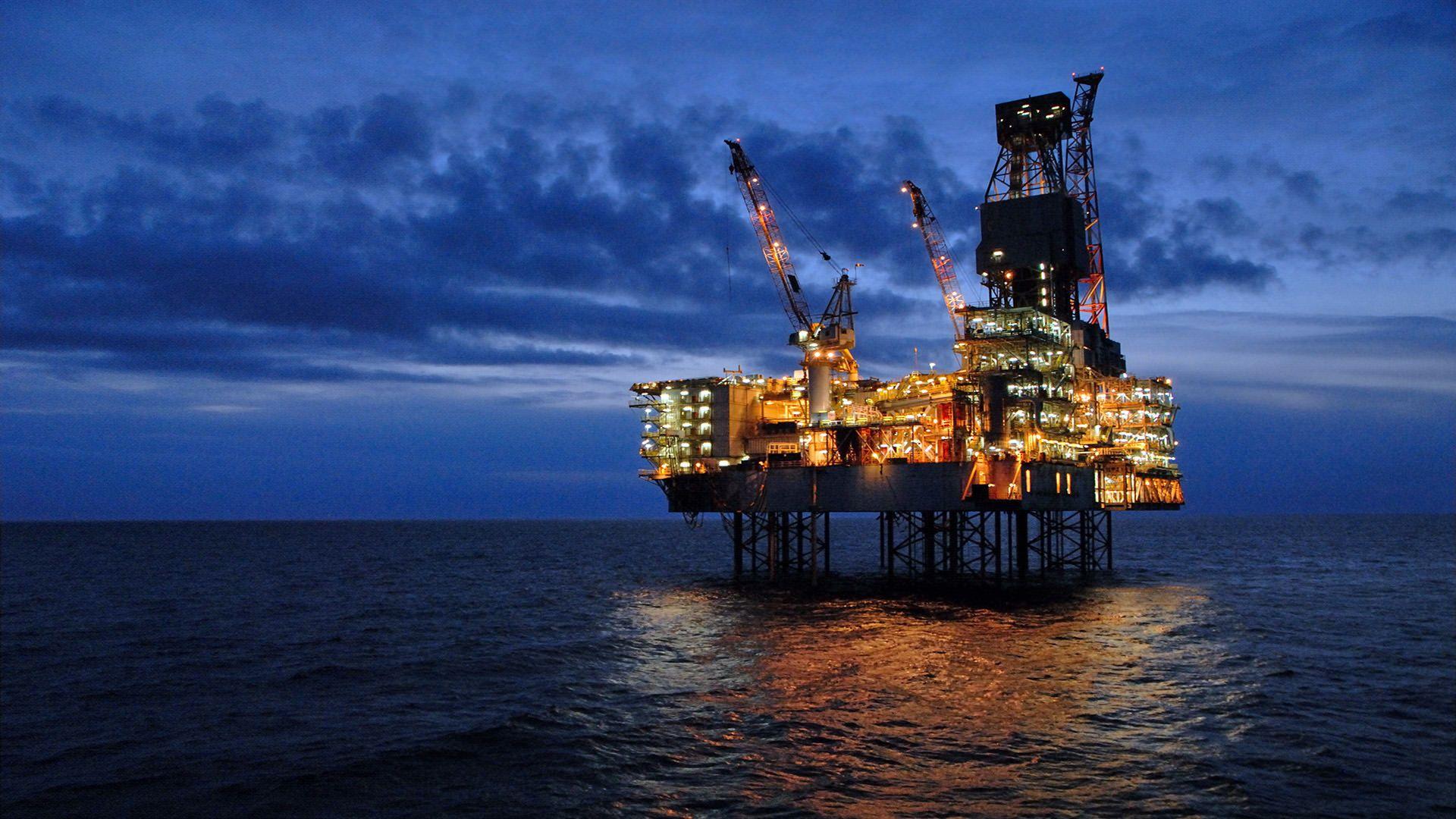 Oil Platform Wallpaper and Background Image