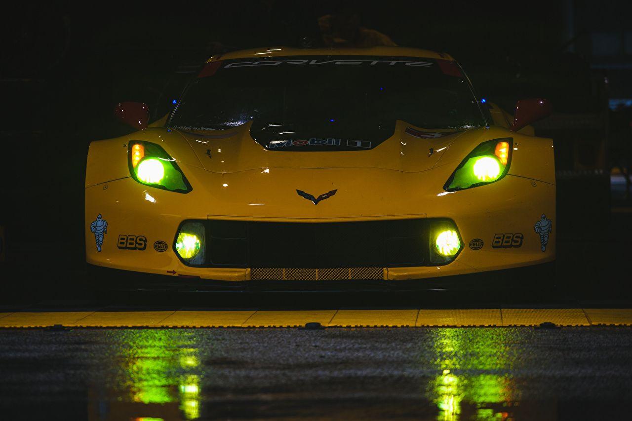 Image Chevrolet Corvette C7.R Yellow auto Front