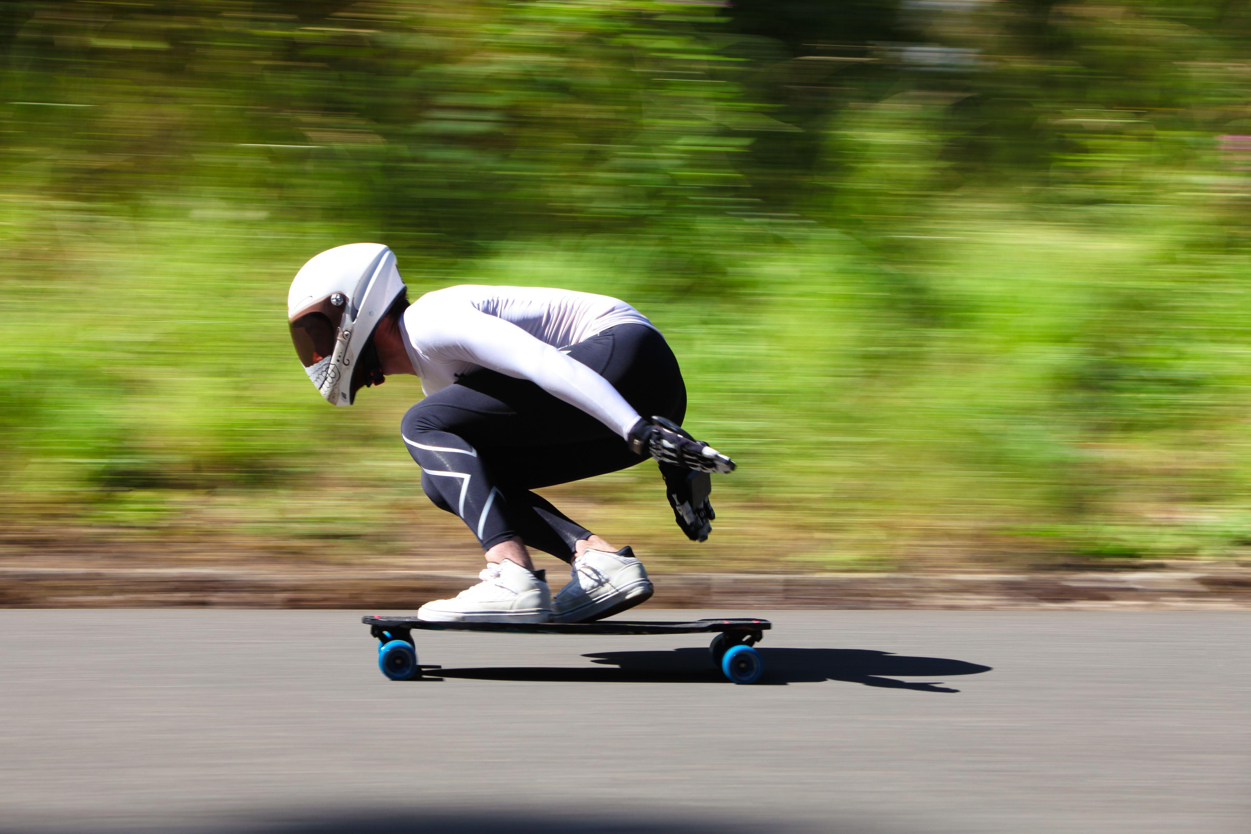 Longboarding 4k Ultra HD Wallpaper and Background Imagex2667