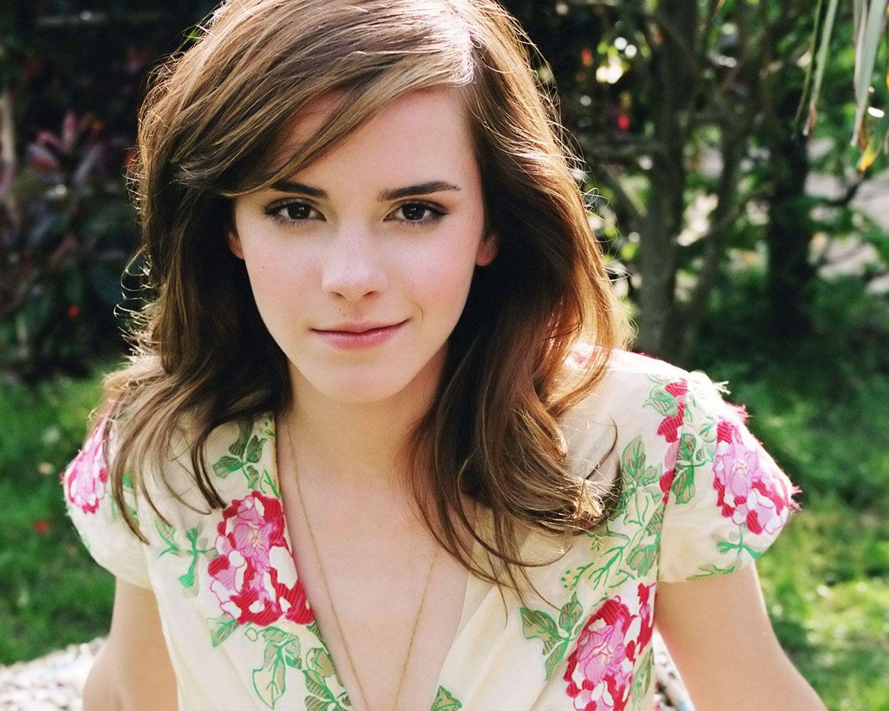 Emma Watson Wallpaper