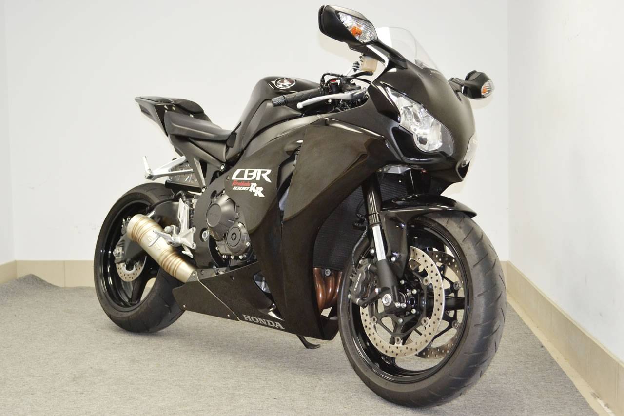 honda cbr1000rr black wallpaper